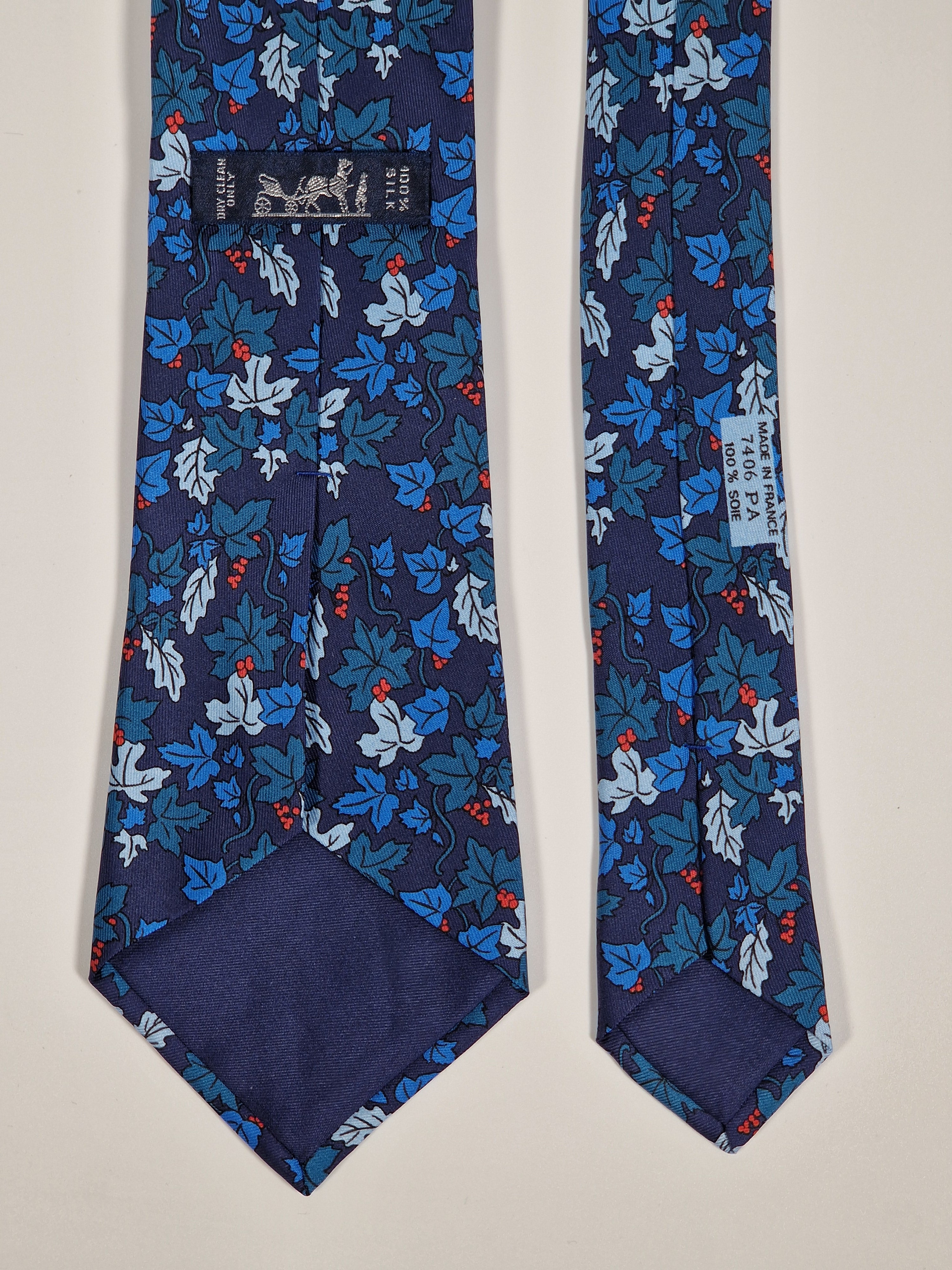 Hermés 7406 PA Tie