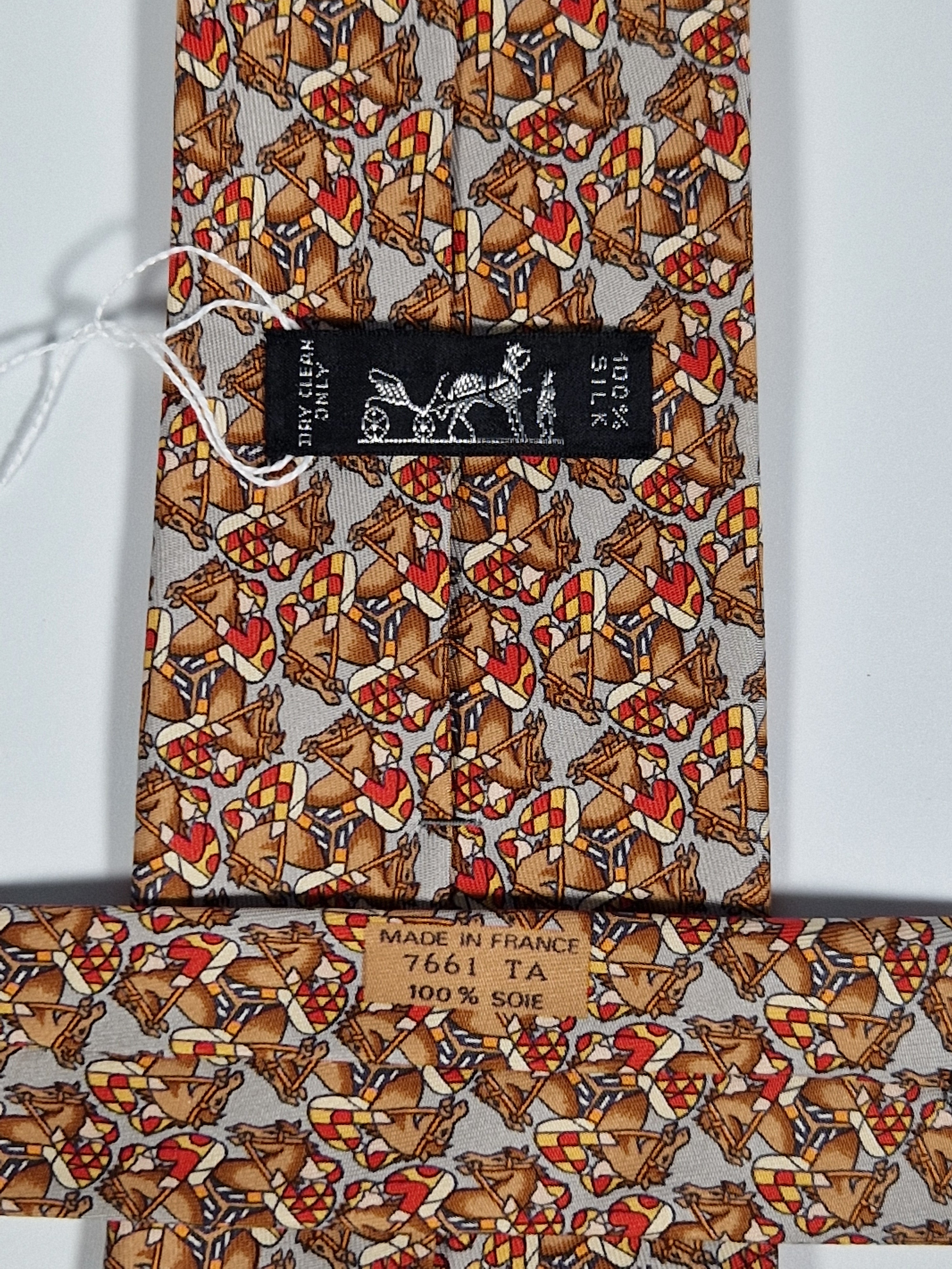 Hermés 7661 TA Tie