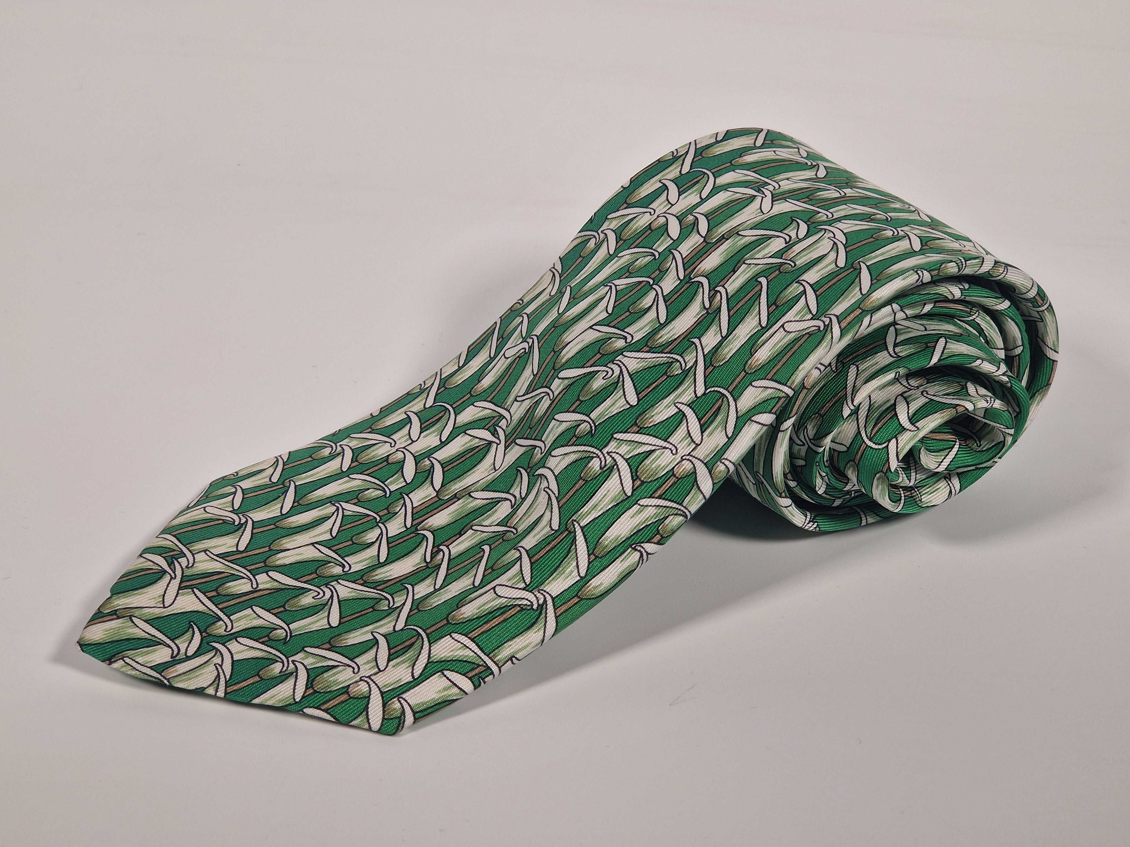 Hermés 7359 PA Tie