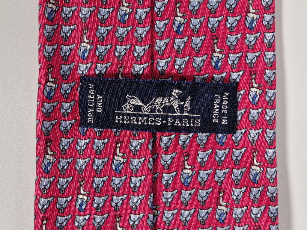 Hermés silk tie cerise equestrian pattern 605813 IA