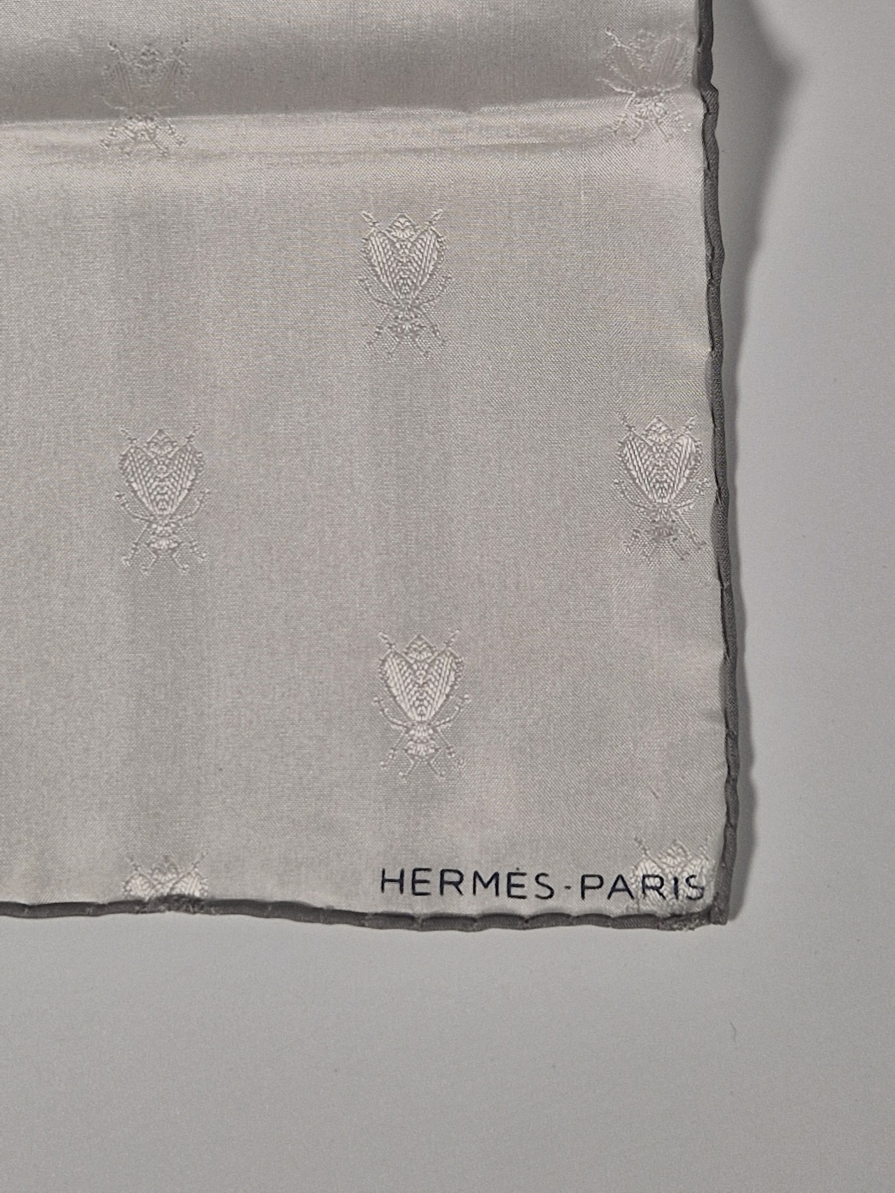 Hermes petit carré 40