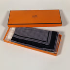 Hermes petit carré 40 with Box