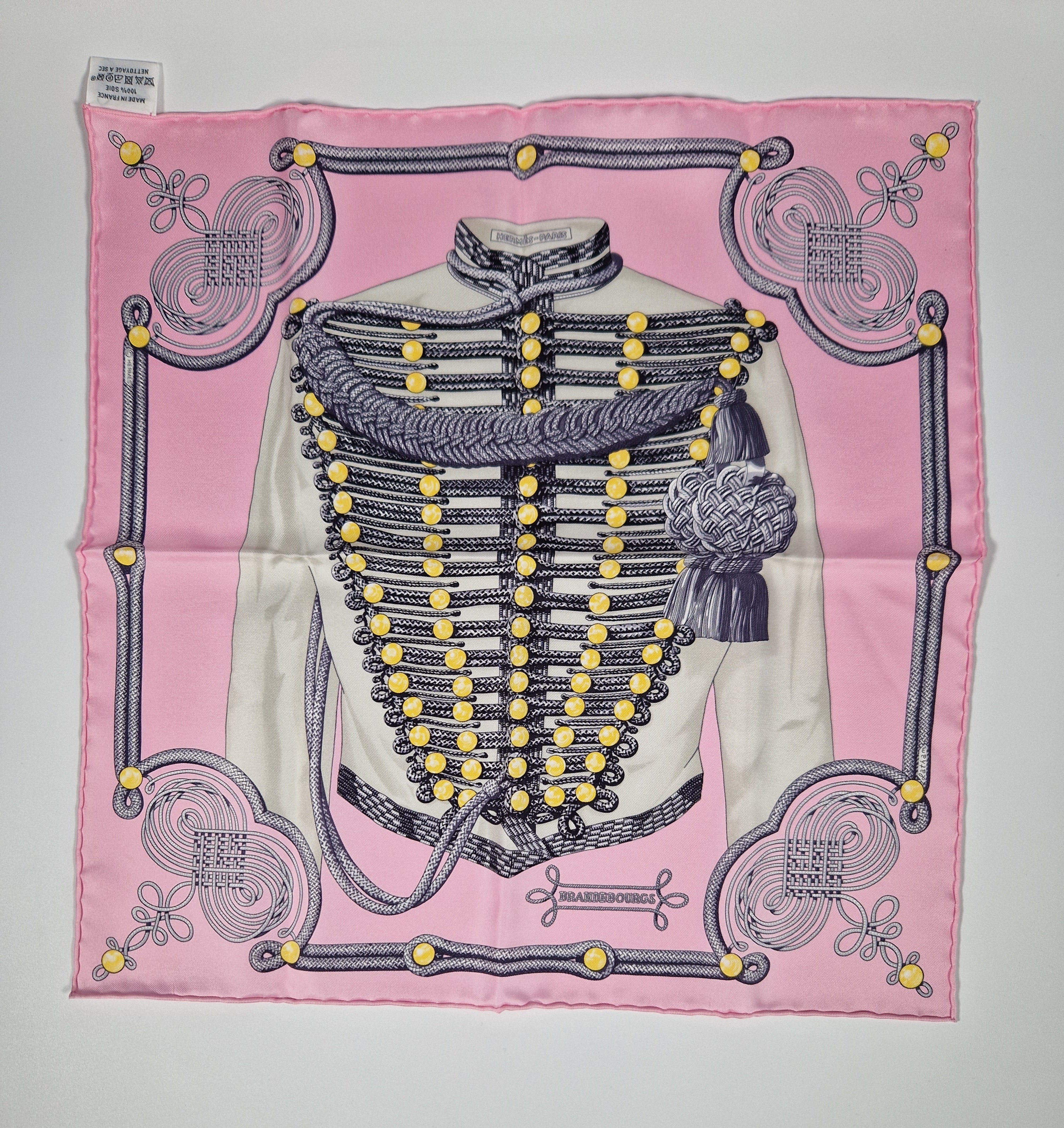 Hermes petit carré 40