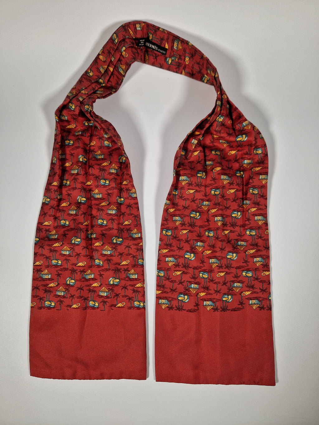 Hermés ascot scarf