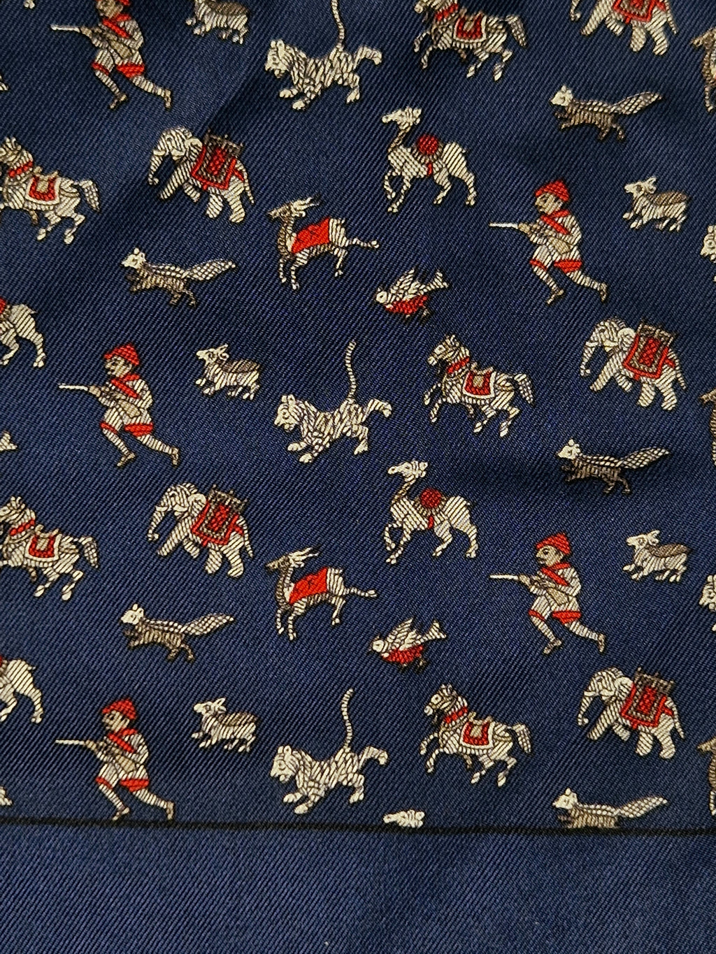 Hermés ascot scarf