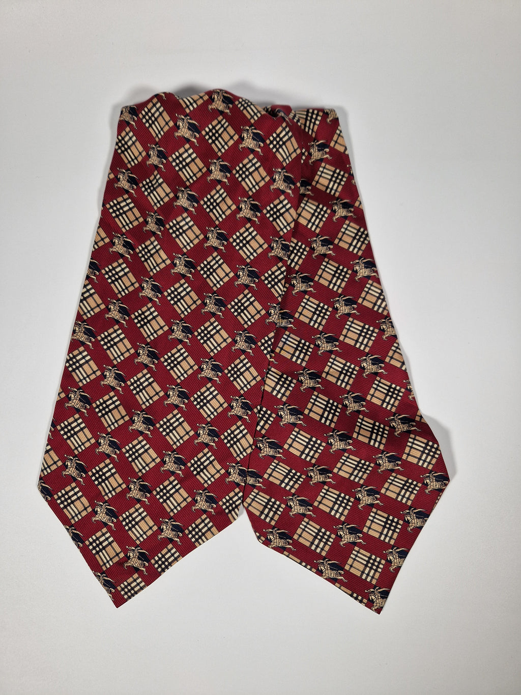Burberrys vintage ascot scarf