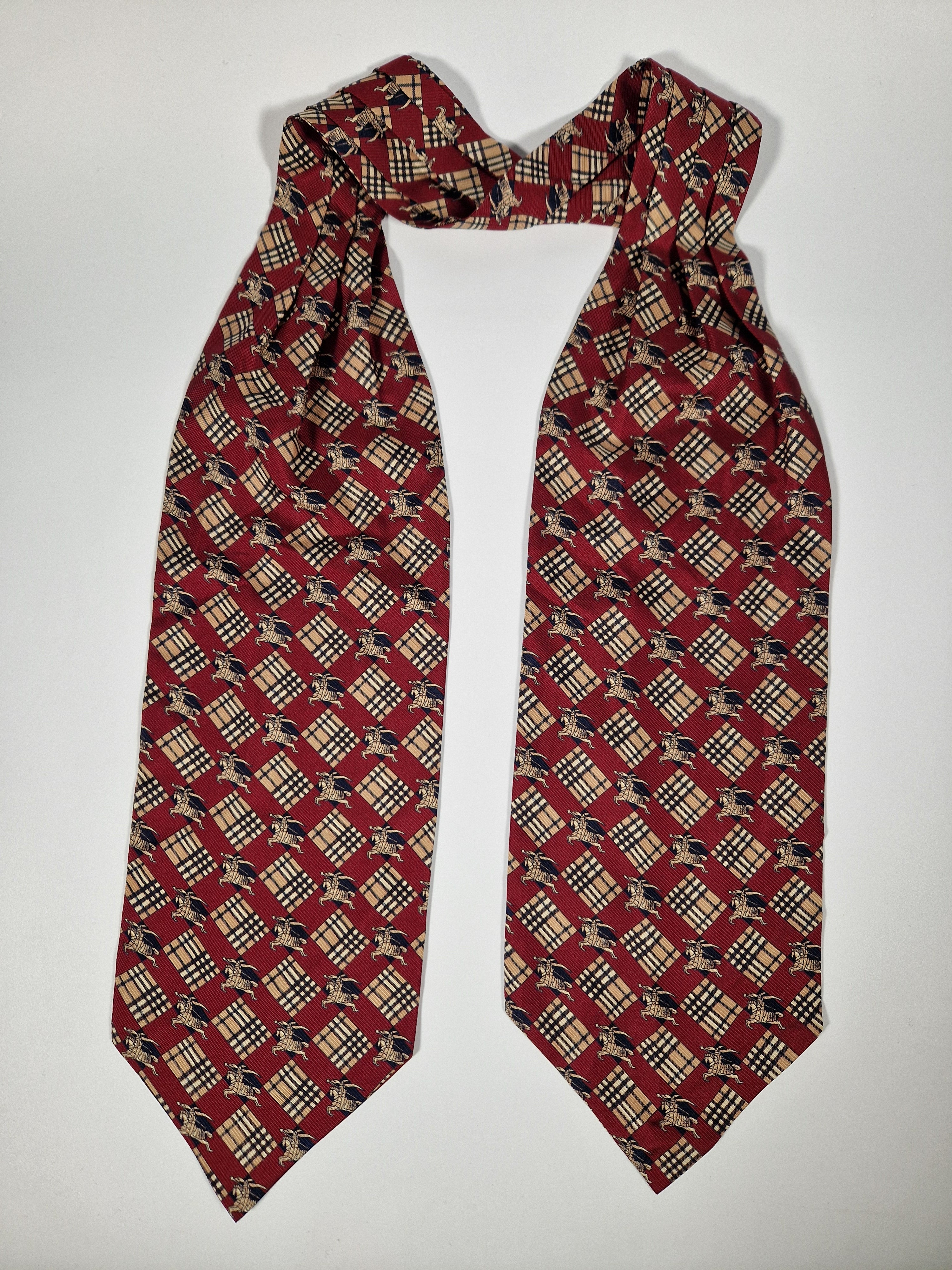 Burberrys vintage ascot scarf