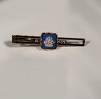 A pair of cufflinks and tiepin from Wedgewood