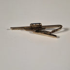 A pair of cufflinks and tiepin from Wedgewood