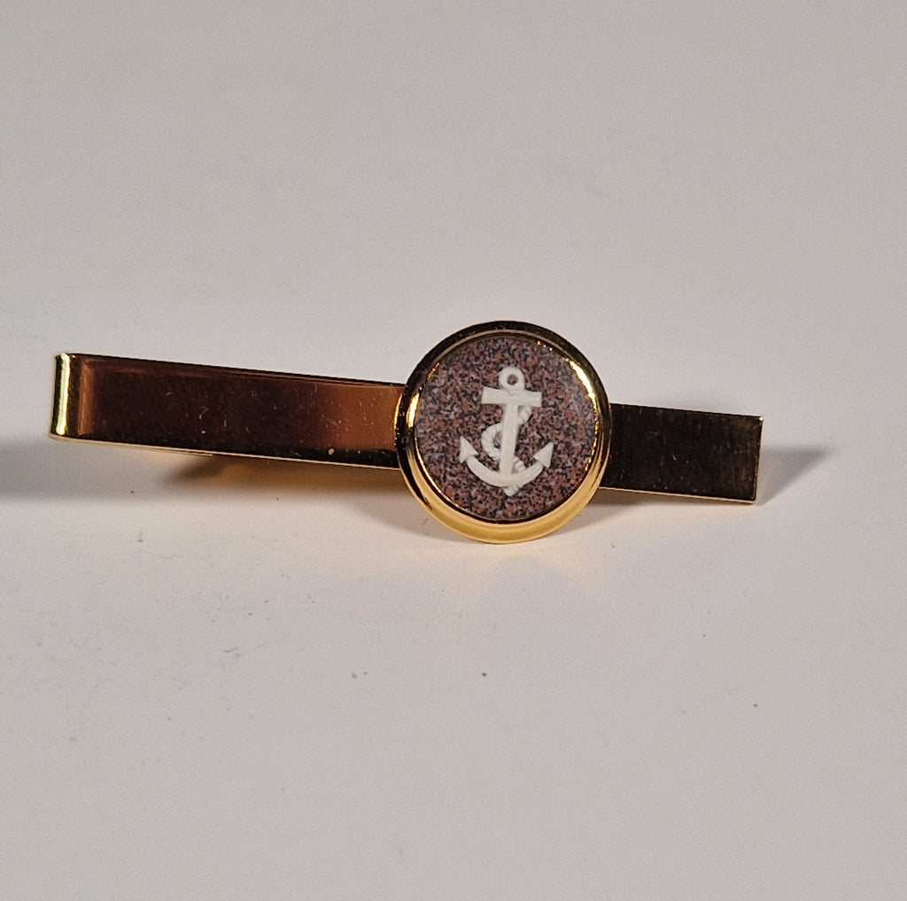 A tie pin from Wedgewood