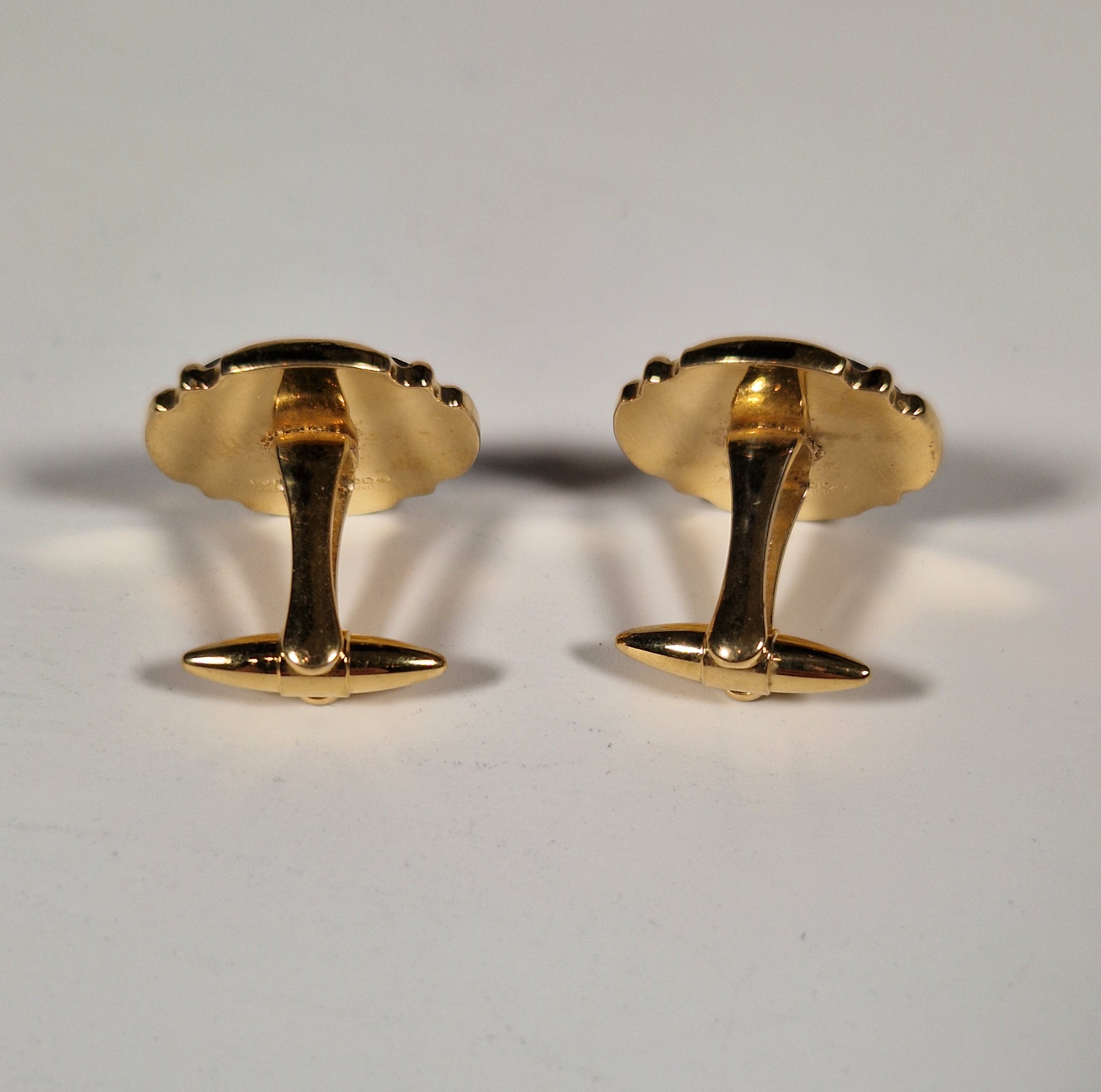 A pair of cufflinks from Wedgewood
