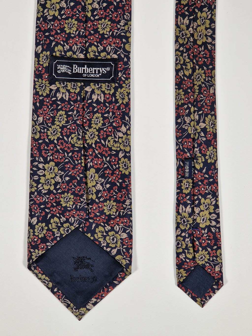 Vintage Burberry`s tie