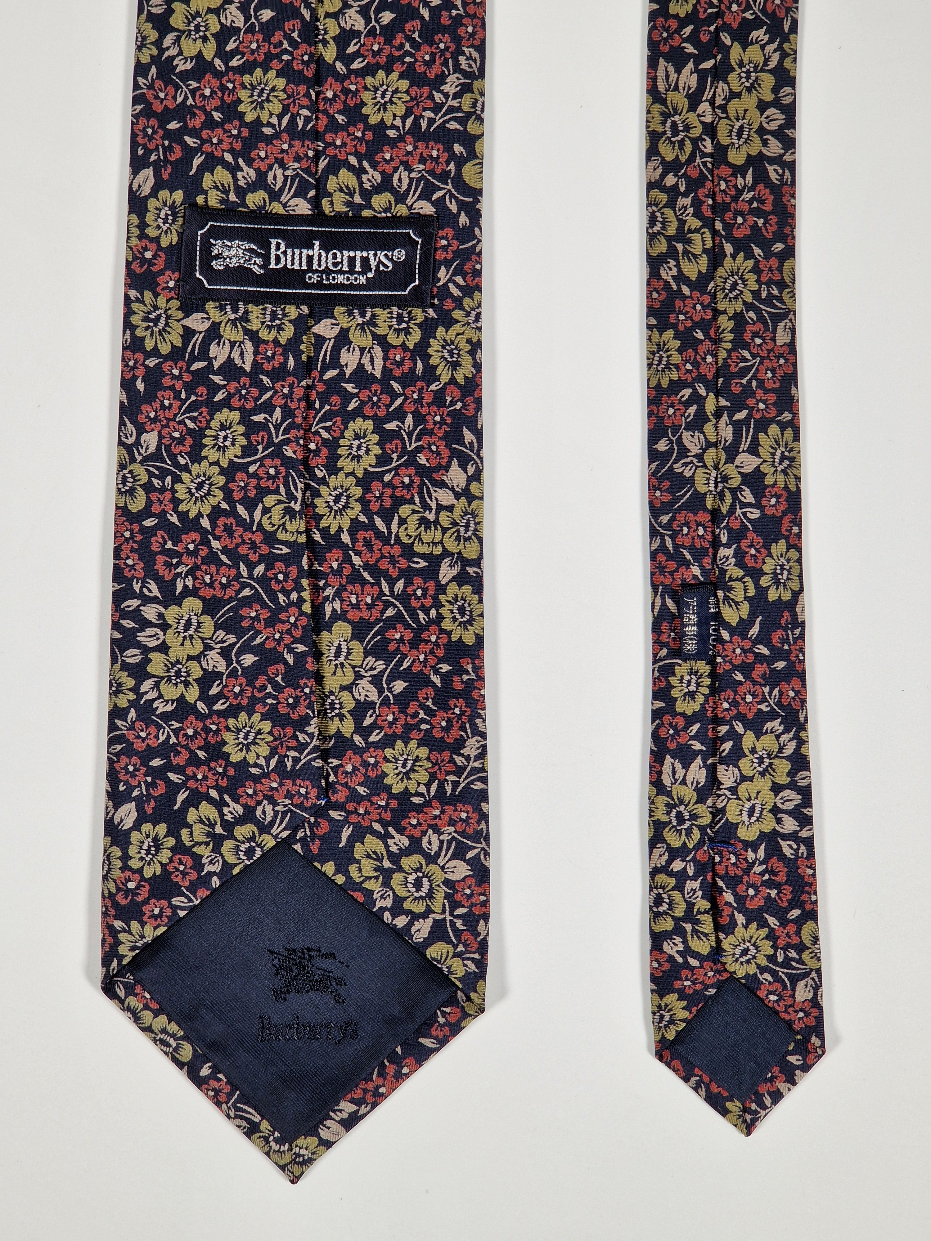 Vintage Burberry`s tie