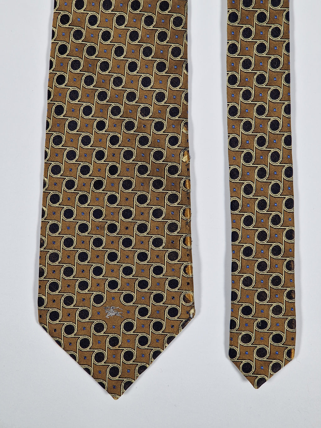 Vintage Burberry`s tie