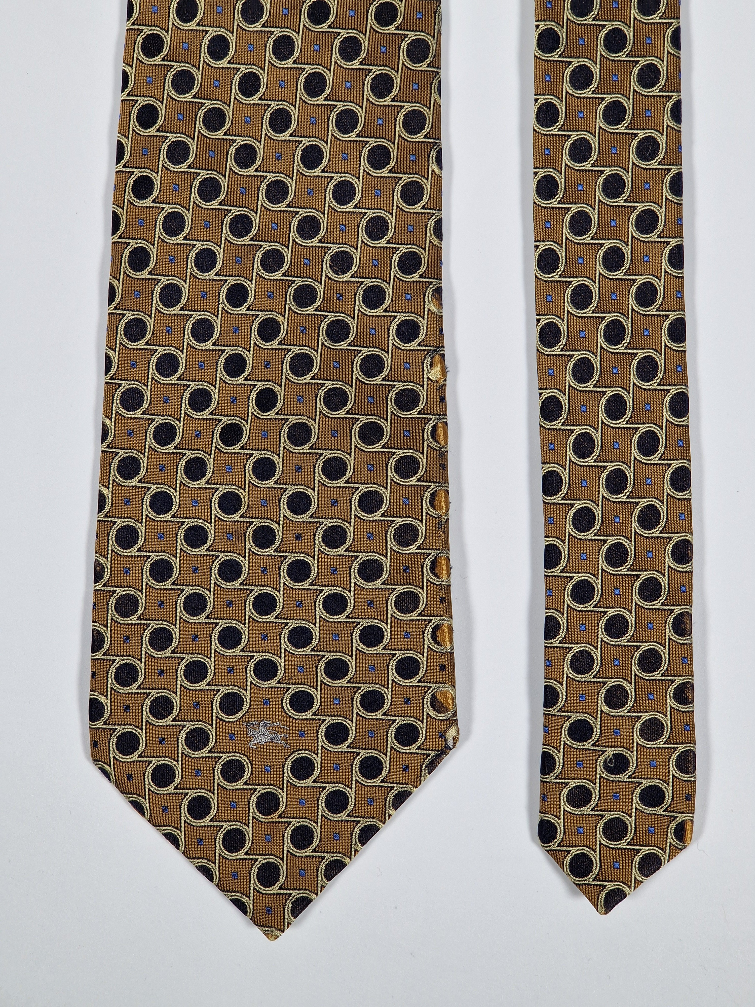 Vintage Burberry`s tie