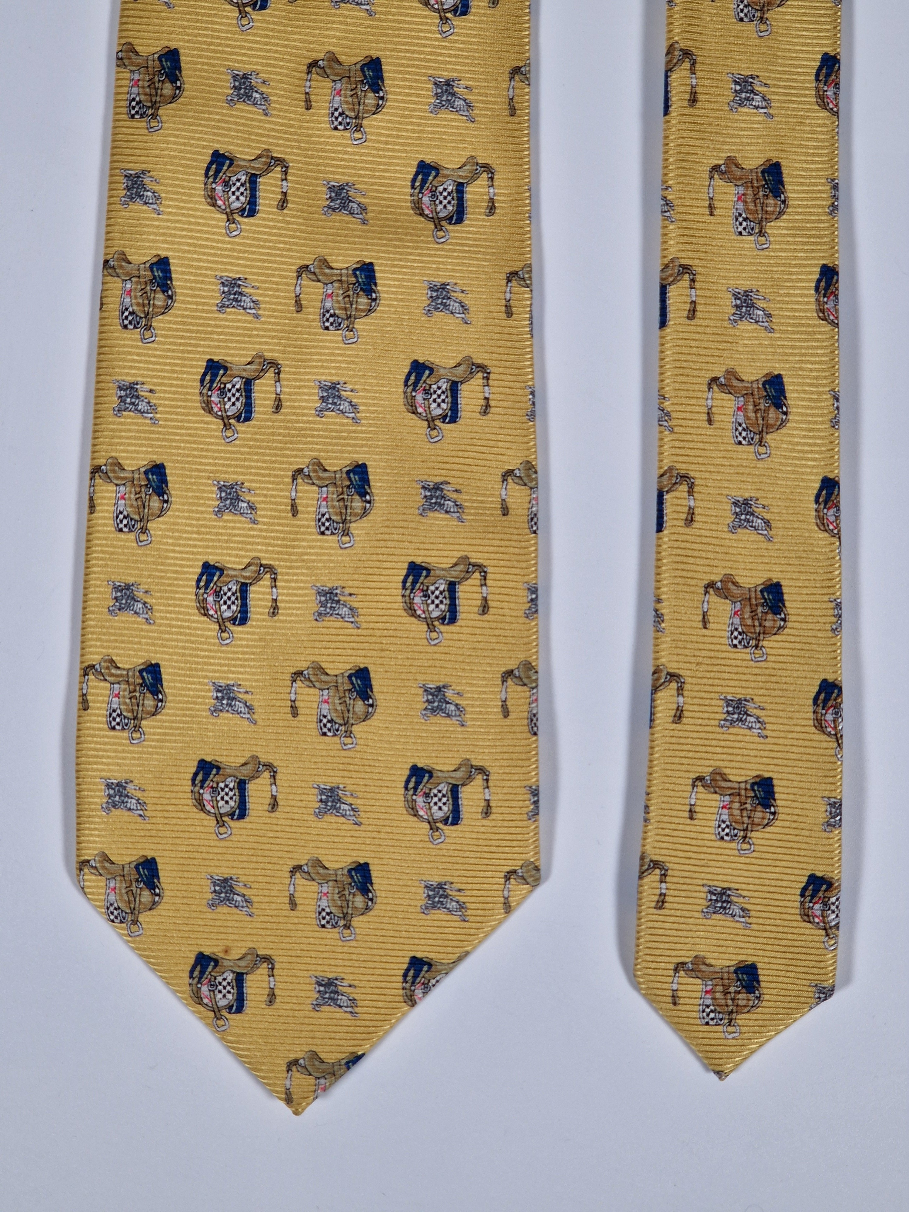 Vintage Burberry`s tie