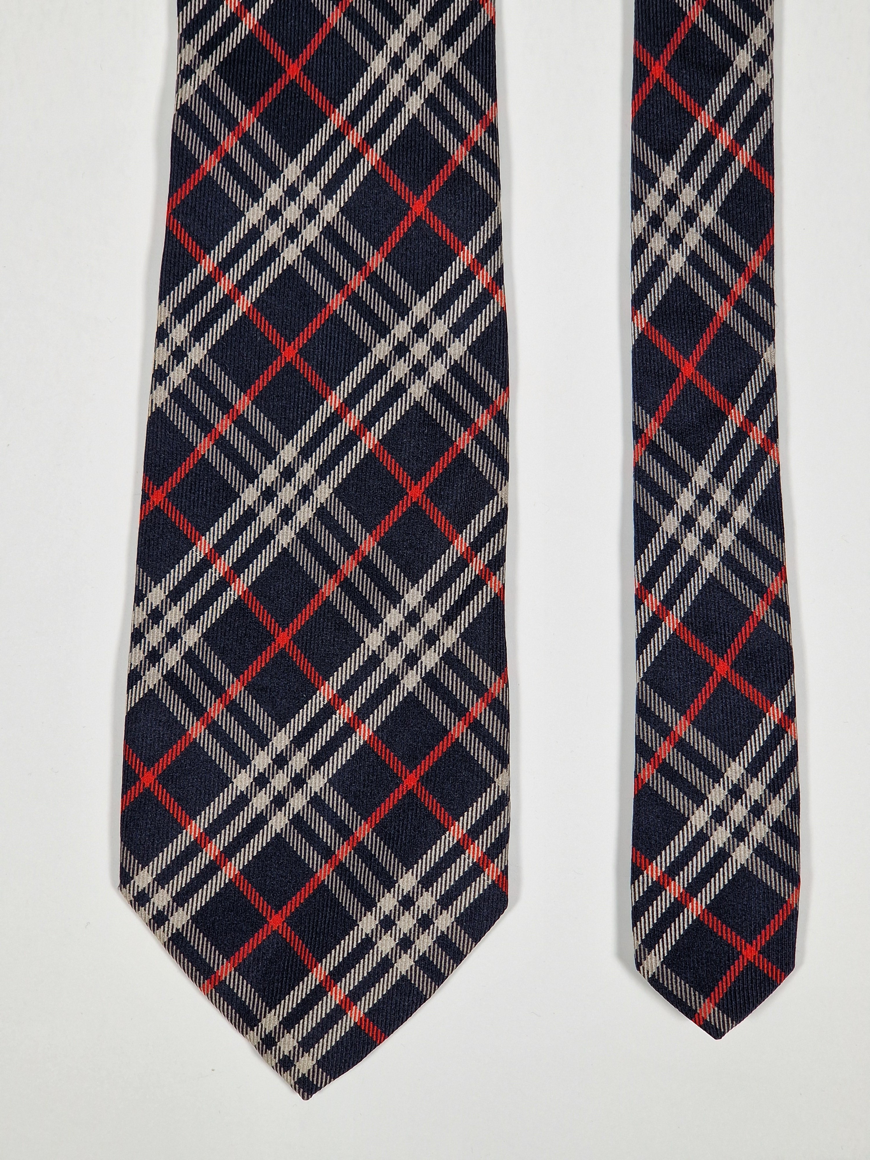 Vintage Burberry`s tie