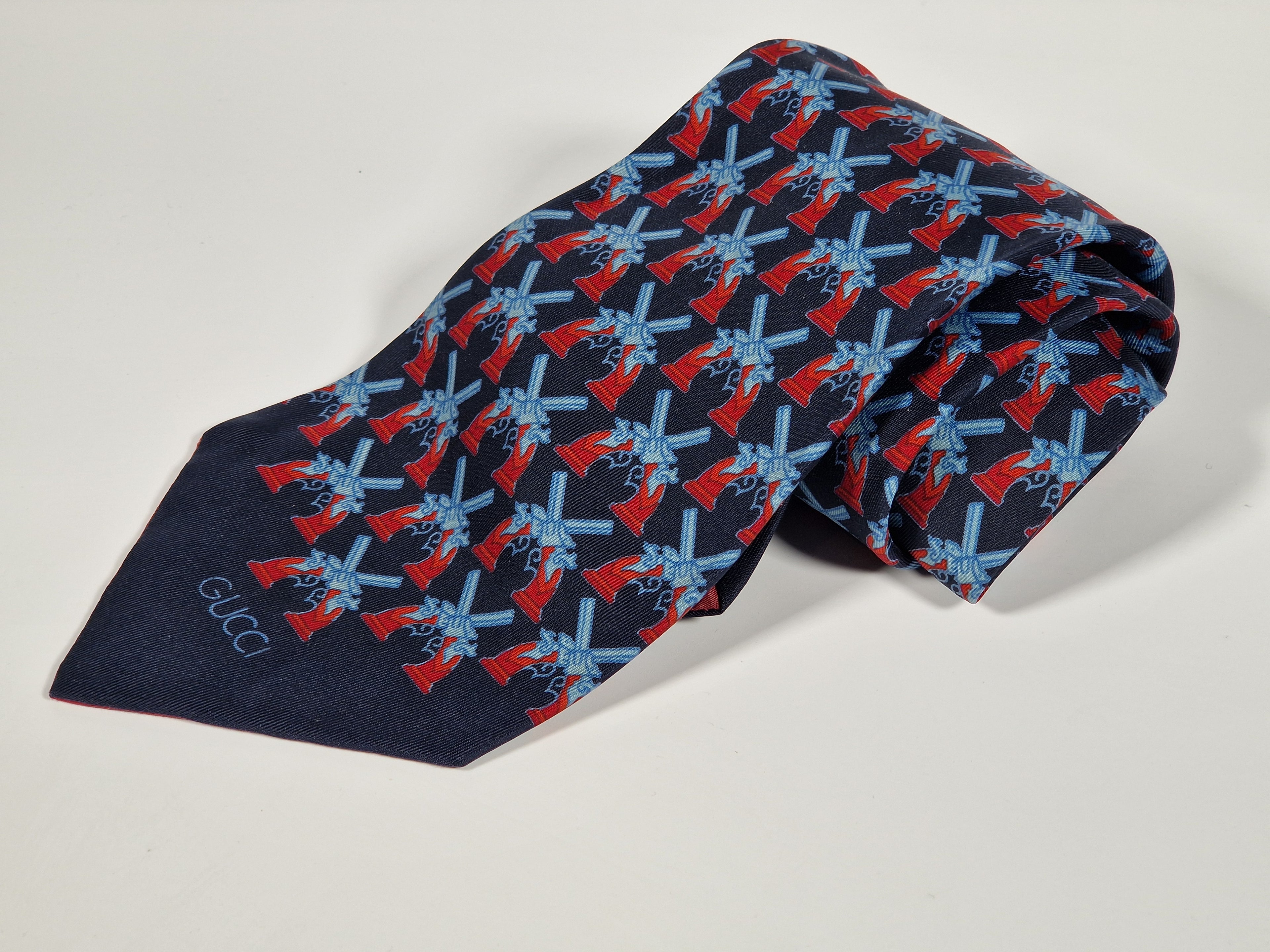Vintage Gucci tie