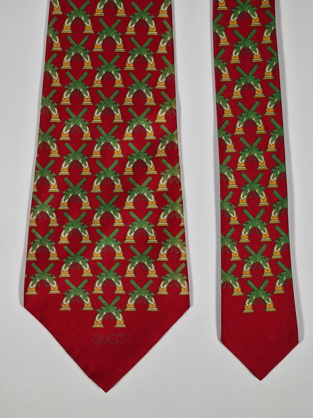 Vintage Gucci tie