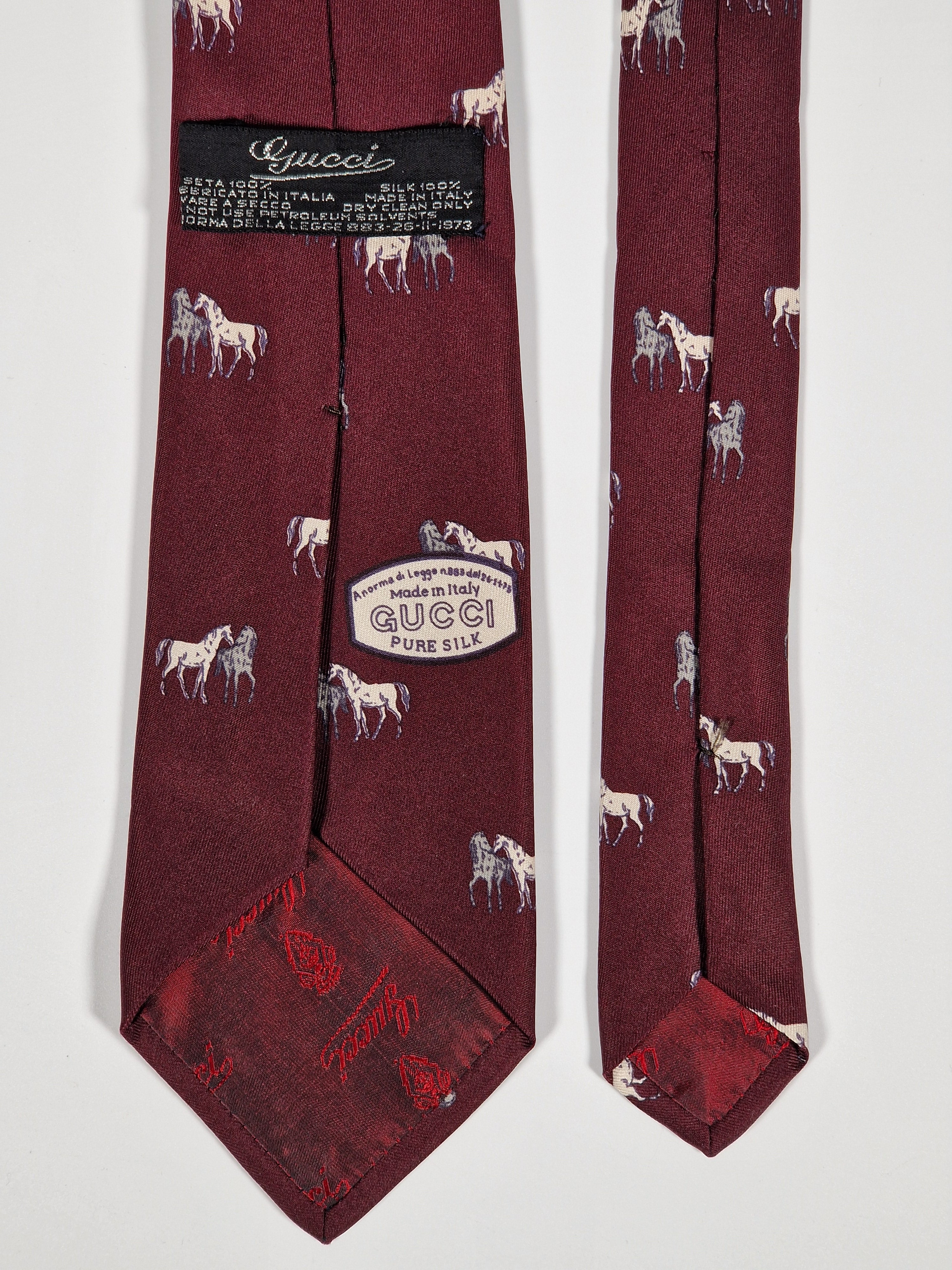 Vintage Gucci tie