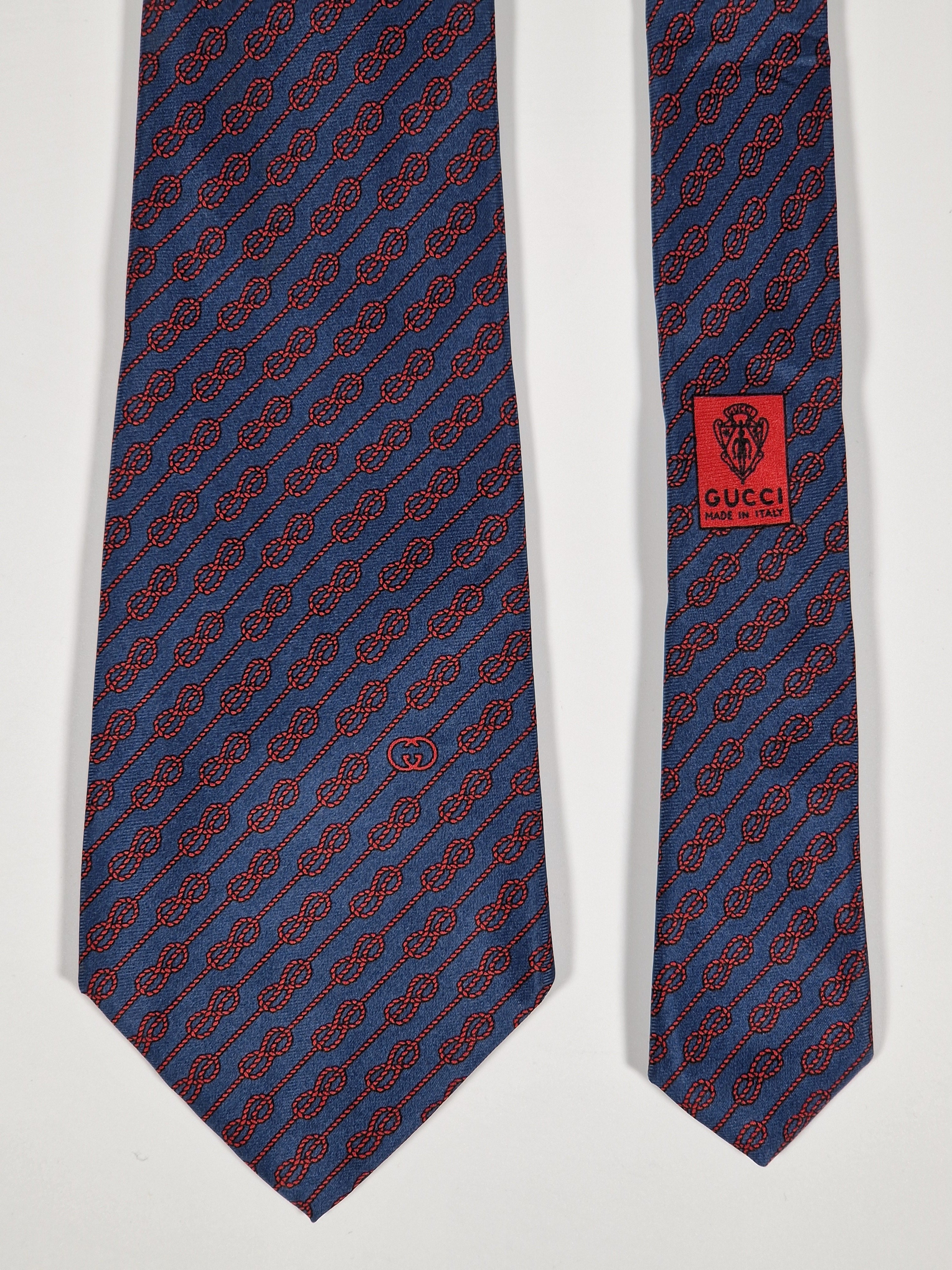 Vintage Gucci tie