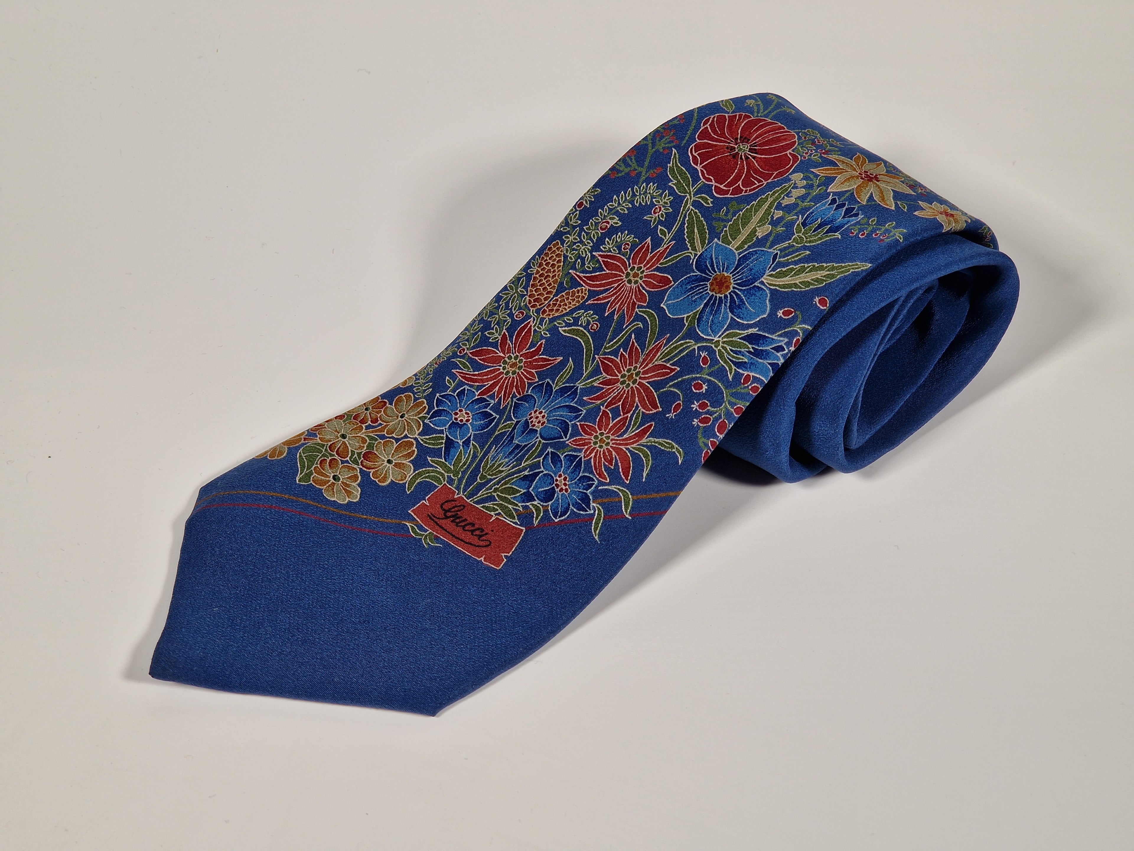 Rare Vintage Gucci tie