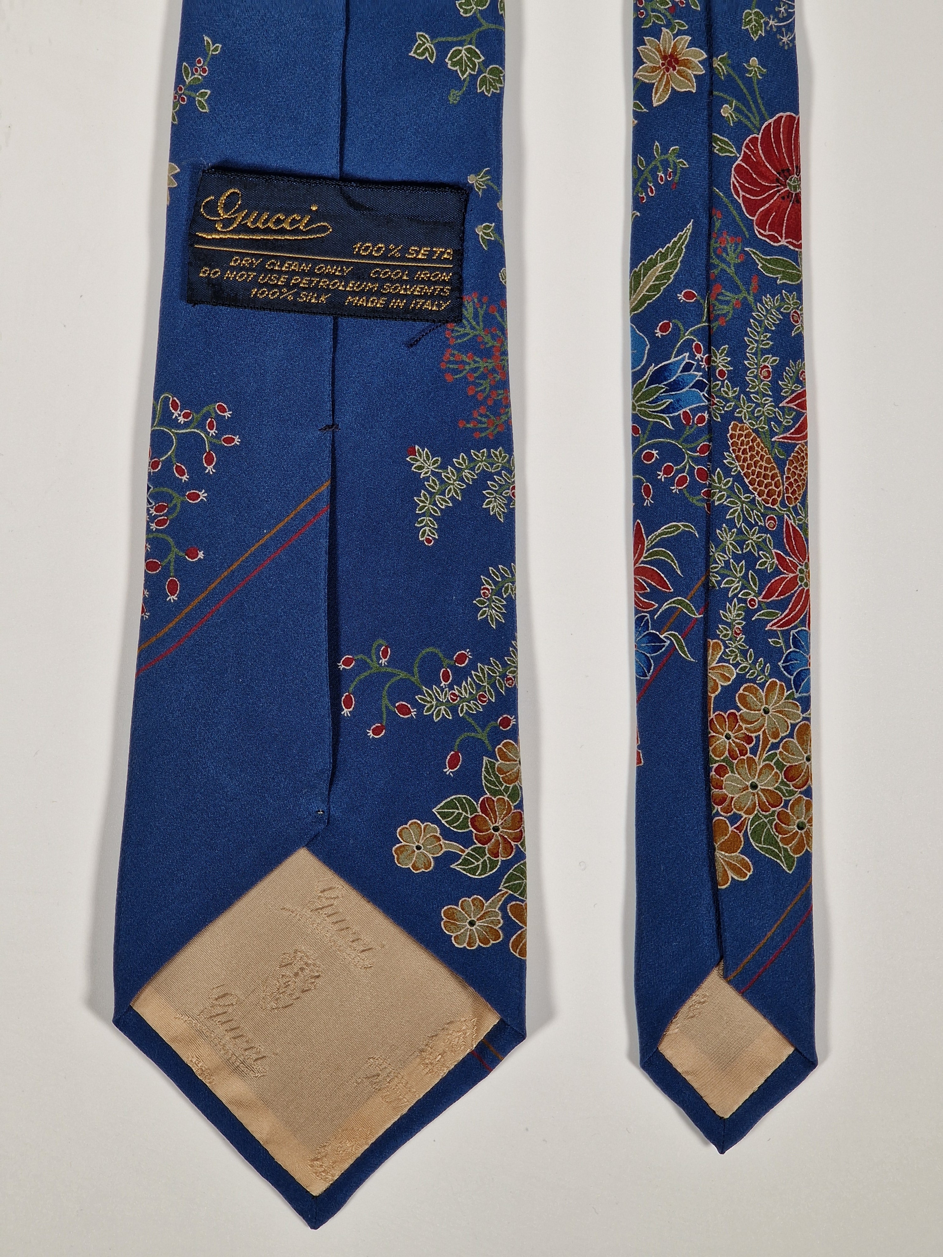 Rare Vintage Gucci tie