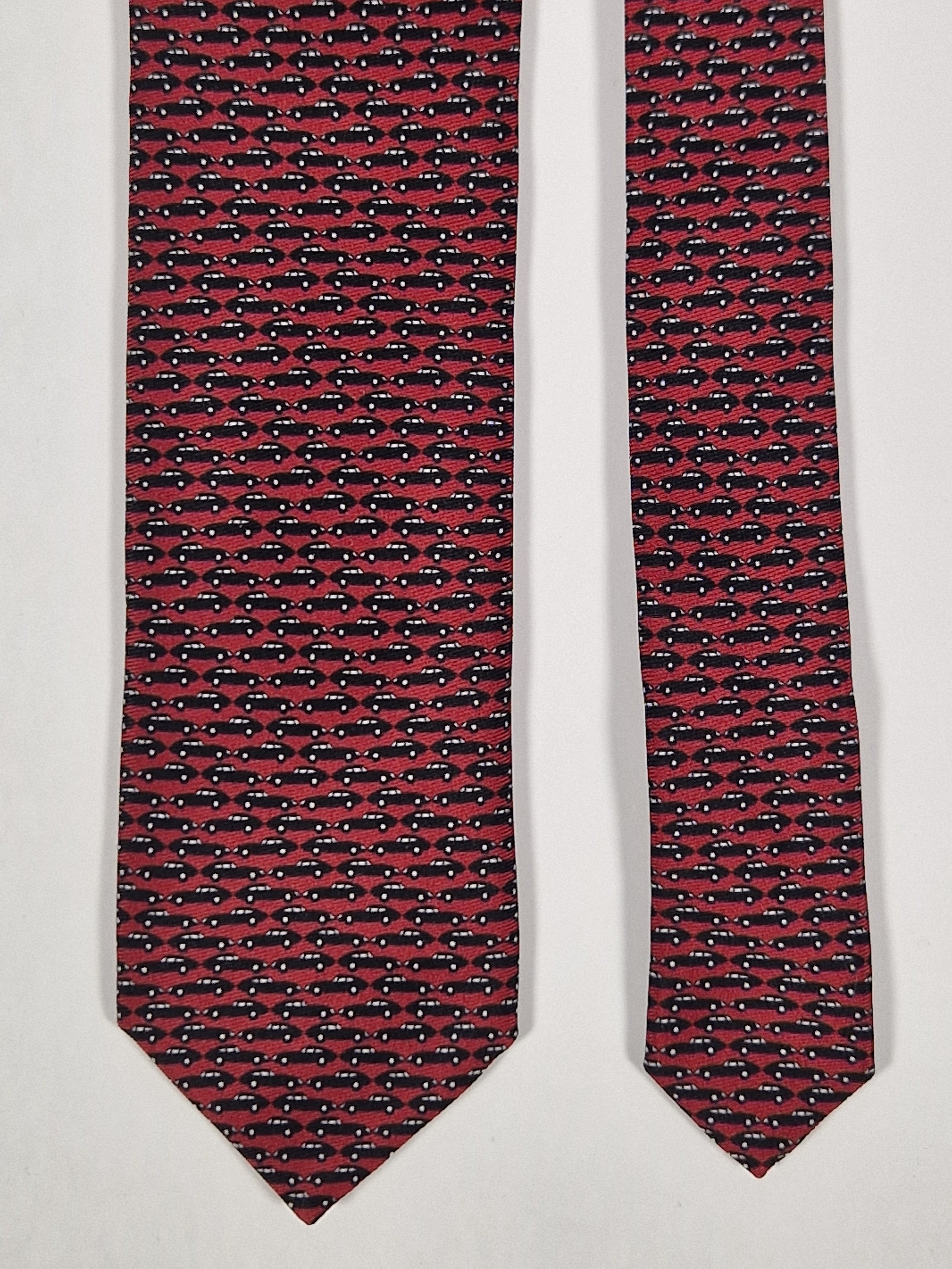 Prada tie “Jaguar E-type ?"