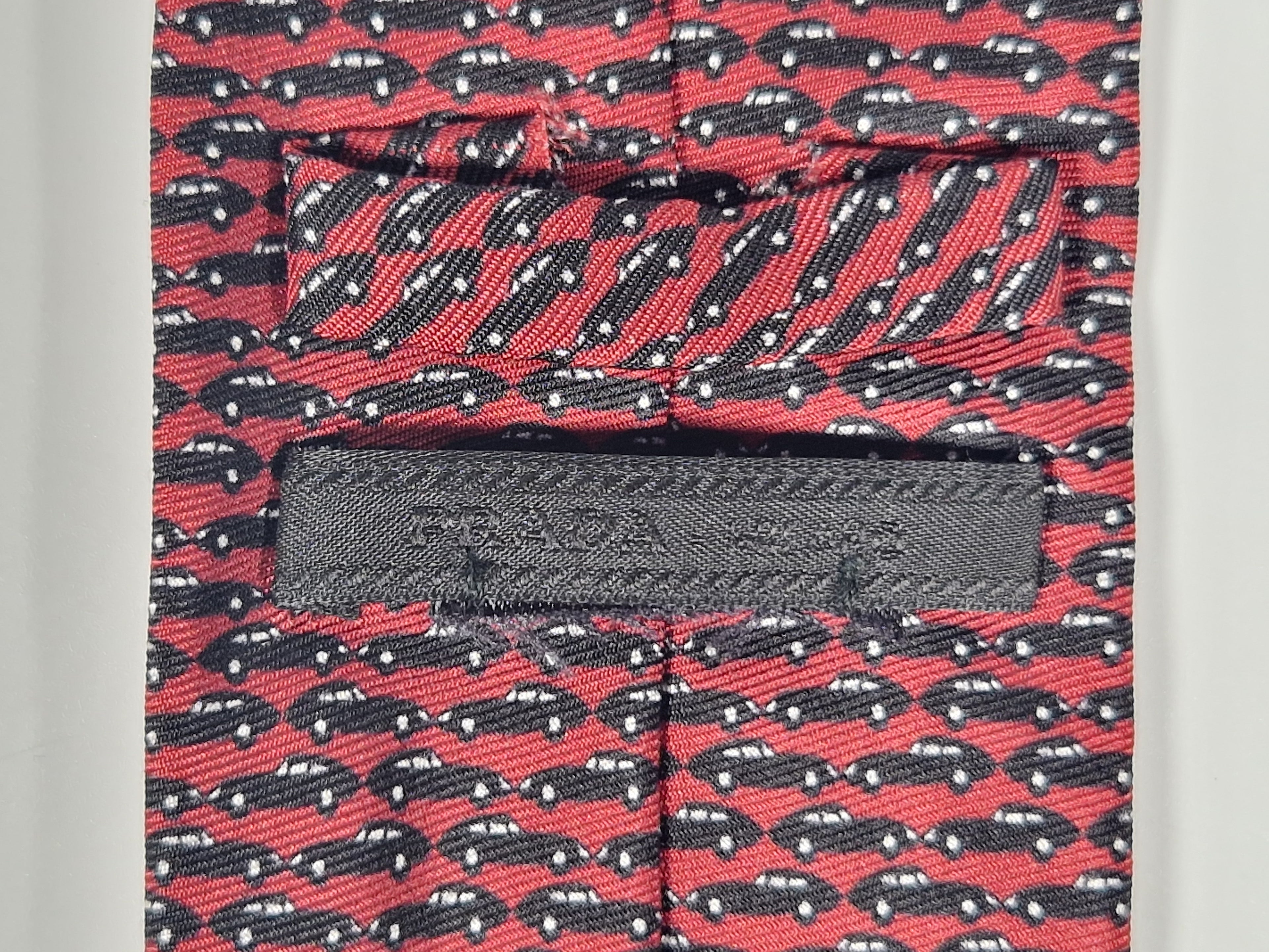 Prada tie “Jaguar E-type ?"