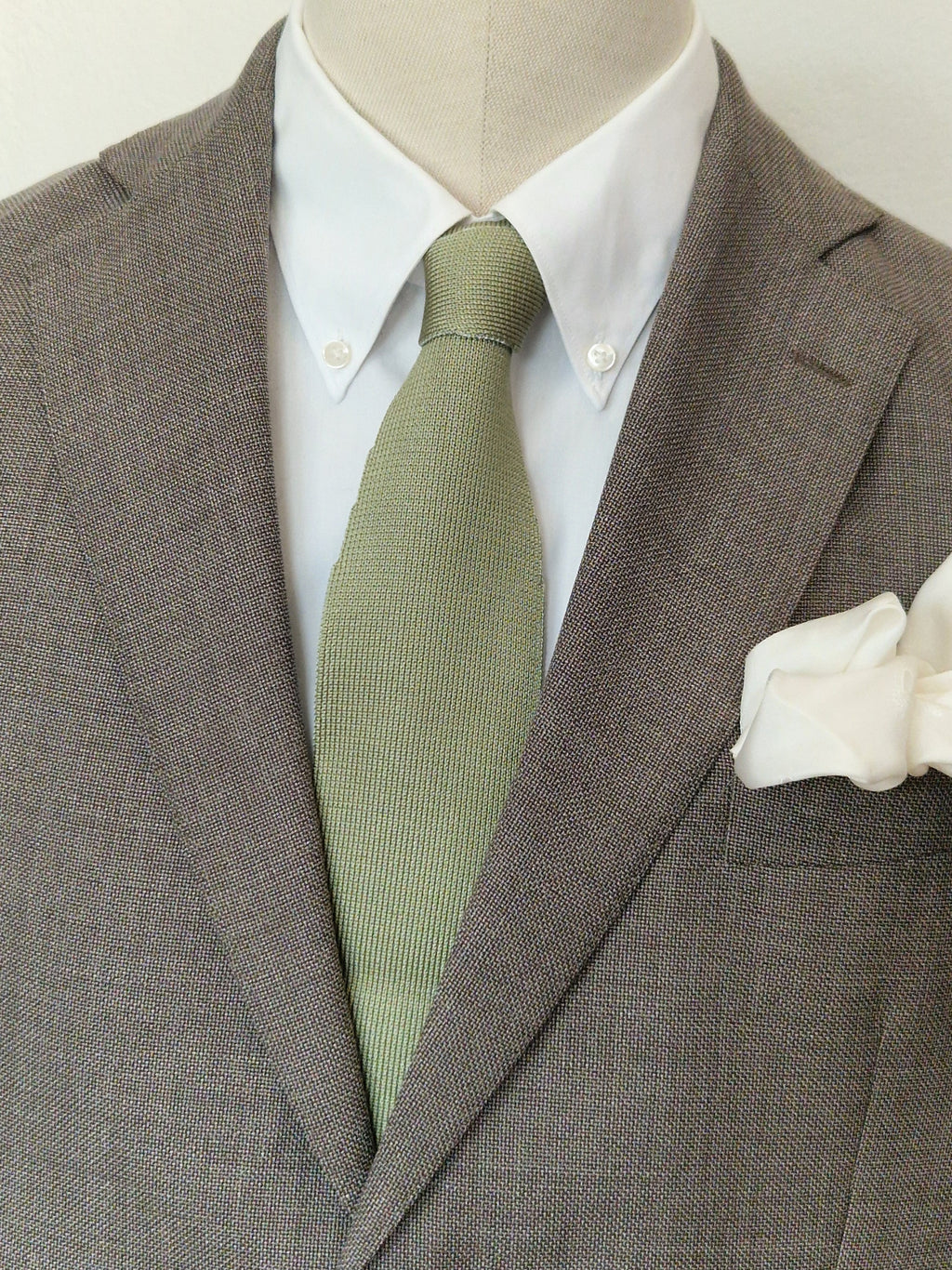 Hermés 4 way knit tie