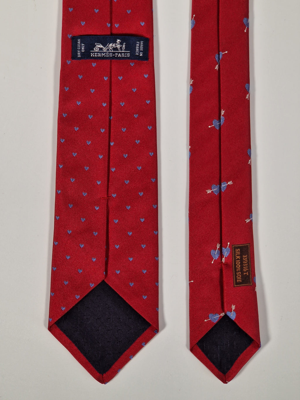 Hermes 339316 T Tie "Heart and arrow"