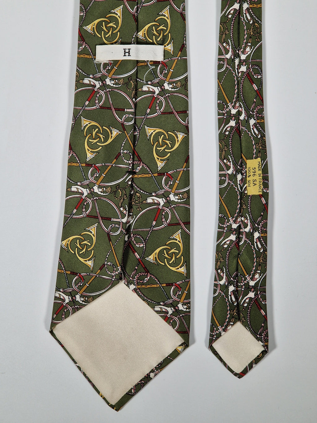 Hermés wide vintage silk tie green 596 SA