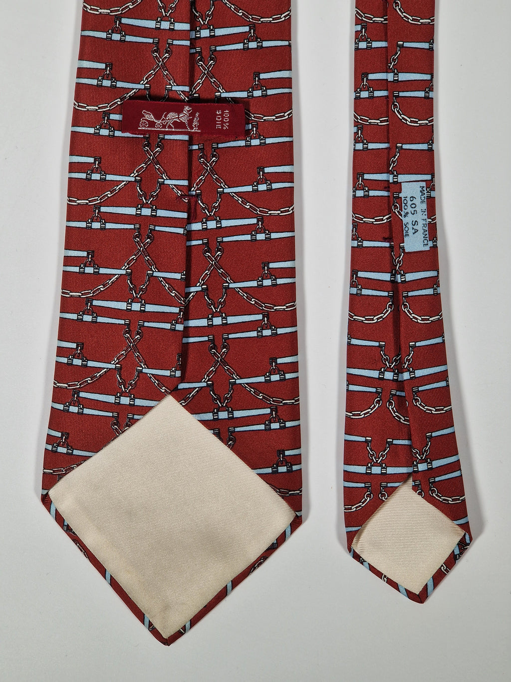 Hermés 605 SA Tie, Hermés wide vintage tie