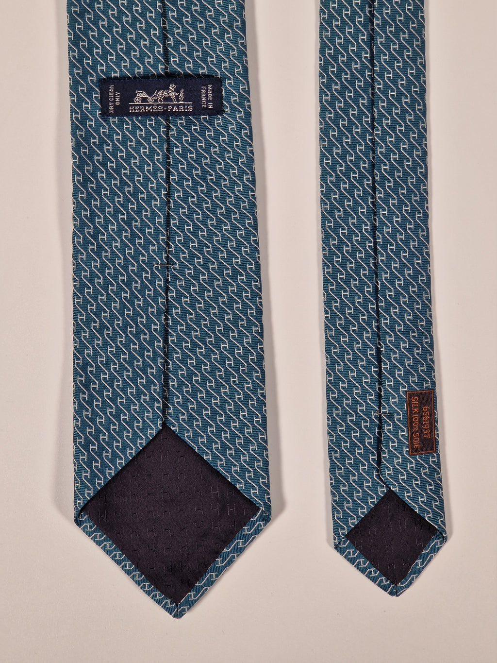 Hermés 656193 T Tie