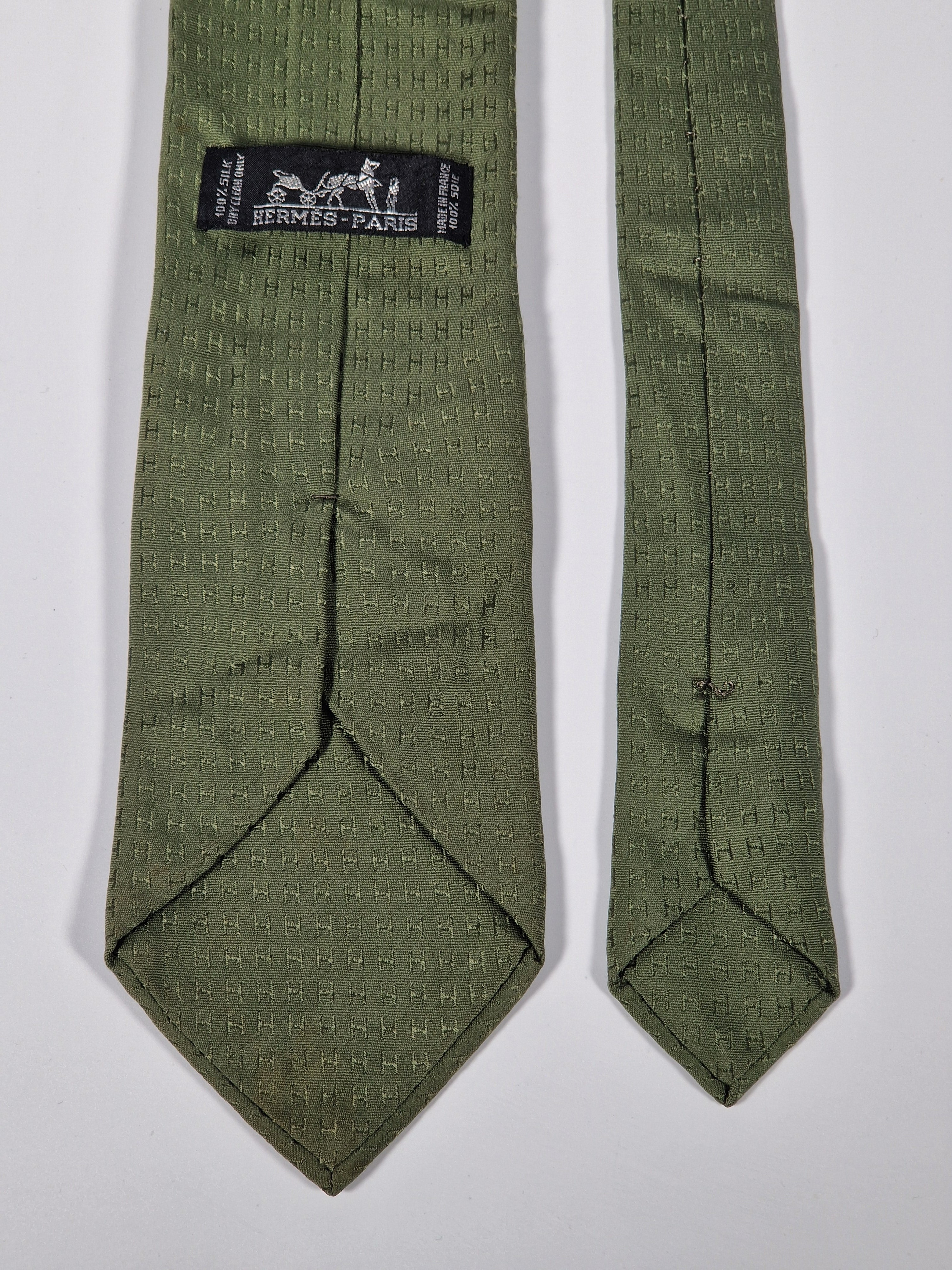 Hermés Green Faconnee H Tie