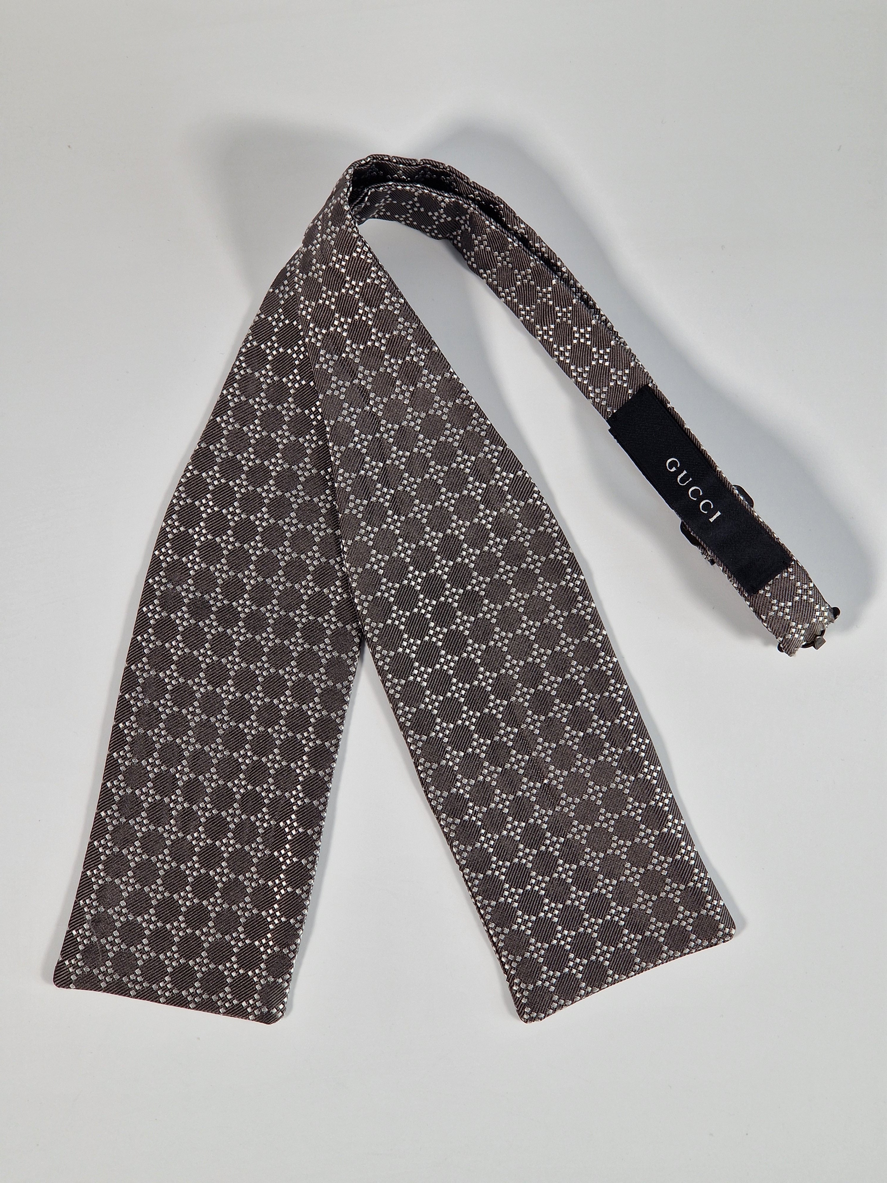 Gucci bowtie