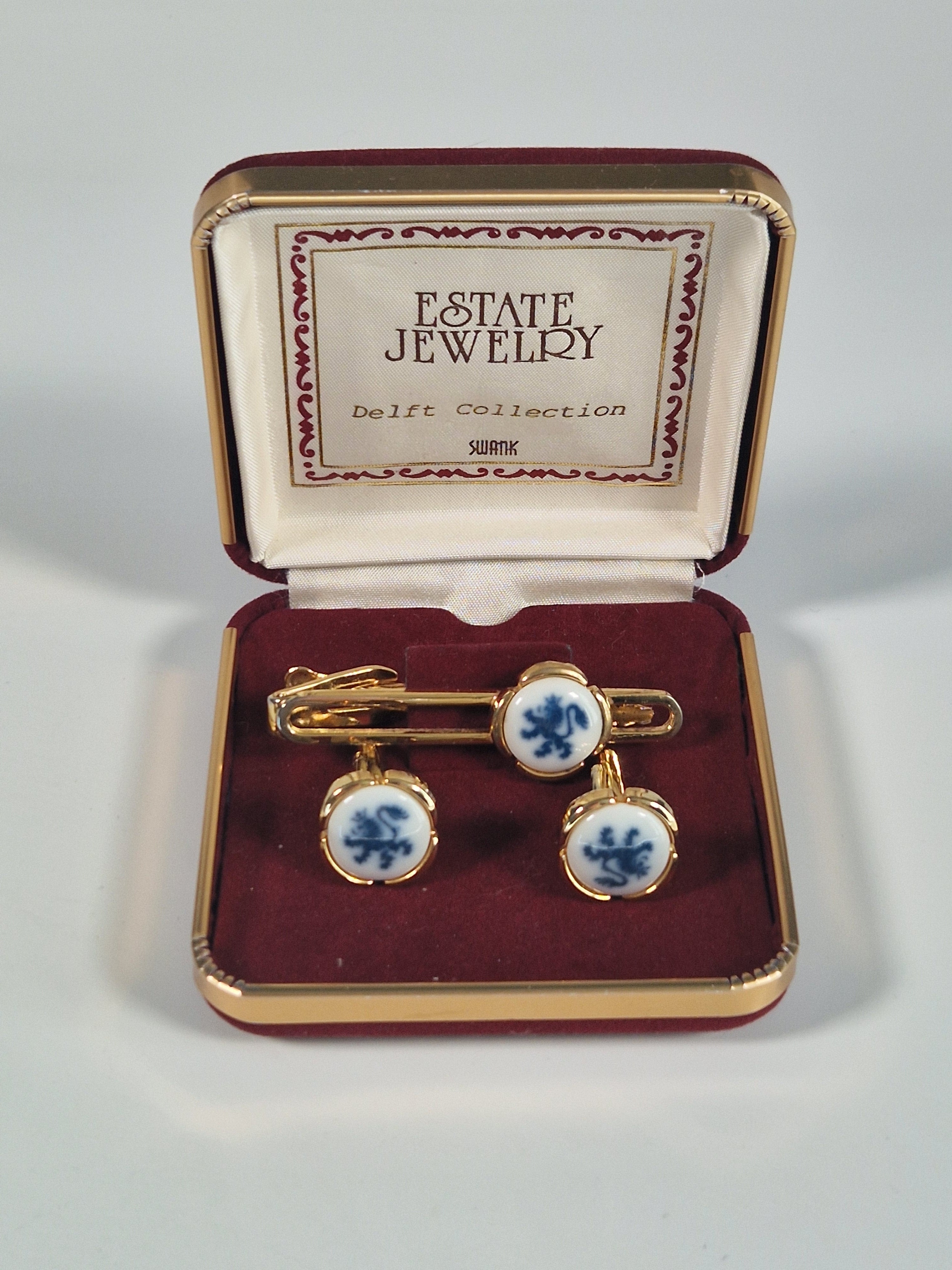 A pair of cufflinks and tiepin from Royal Copenhagen x Swank