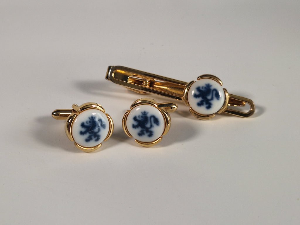 A pair of cufflinks and tiepin from Royal Copenhagen x Swank