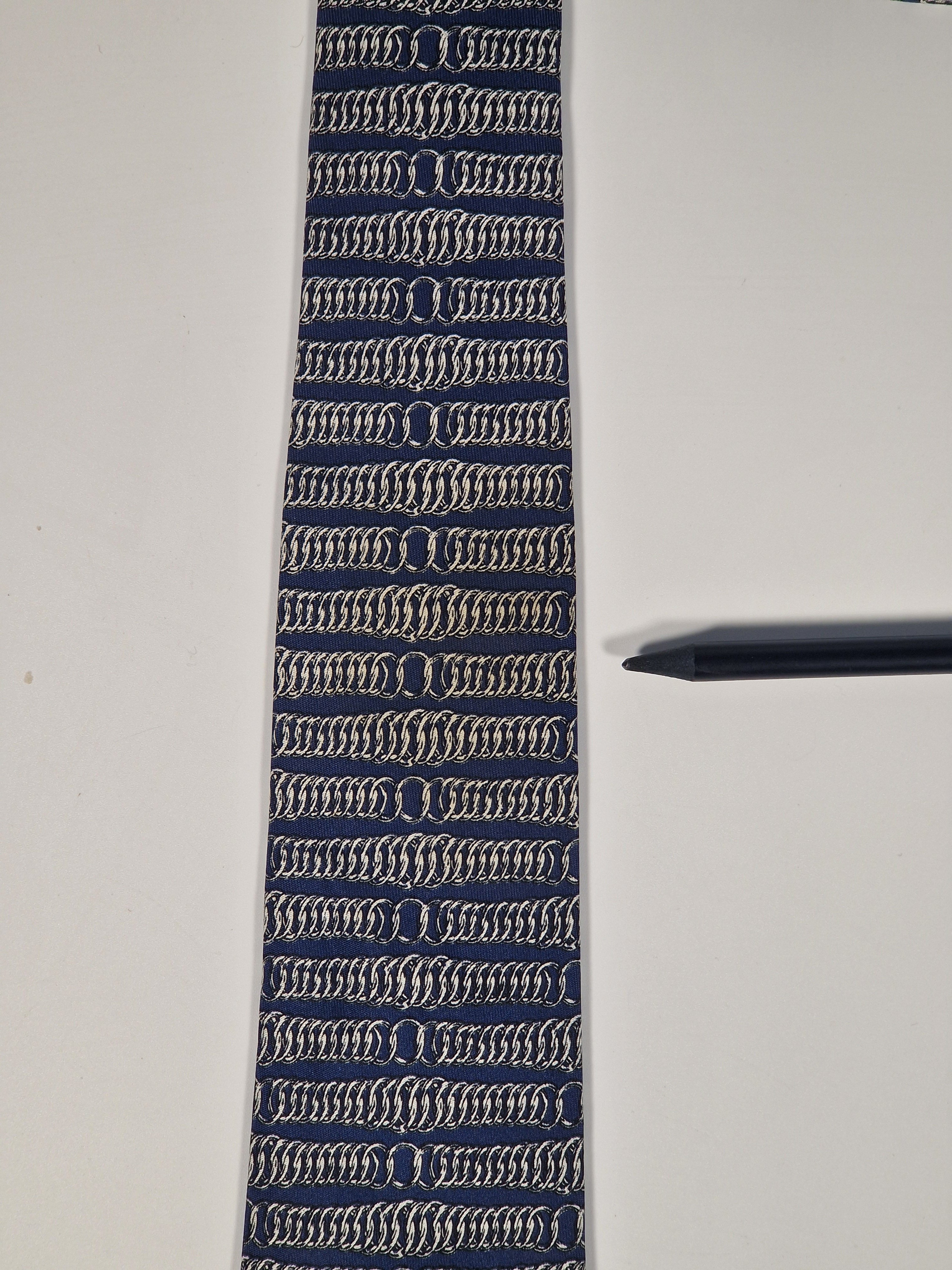 Hermés wide vintage silk tie chain pattern blue 331 EA