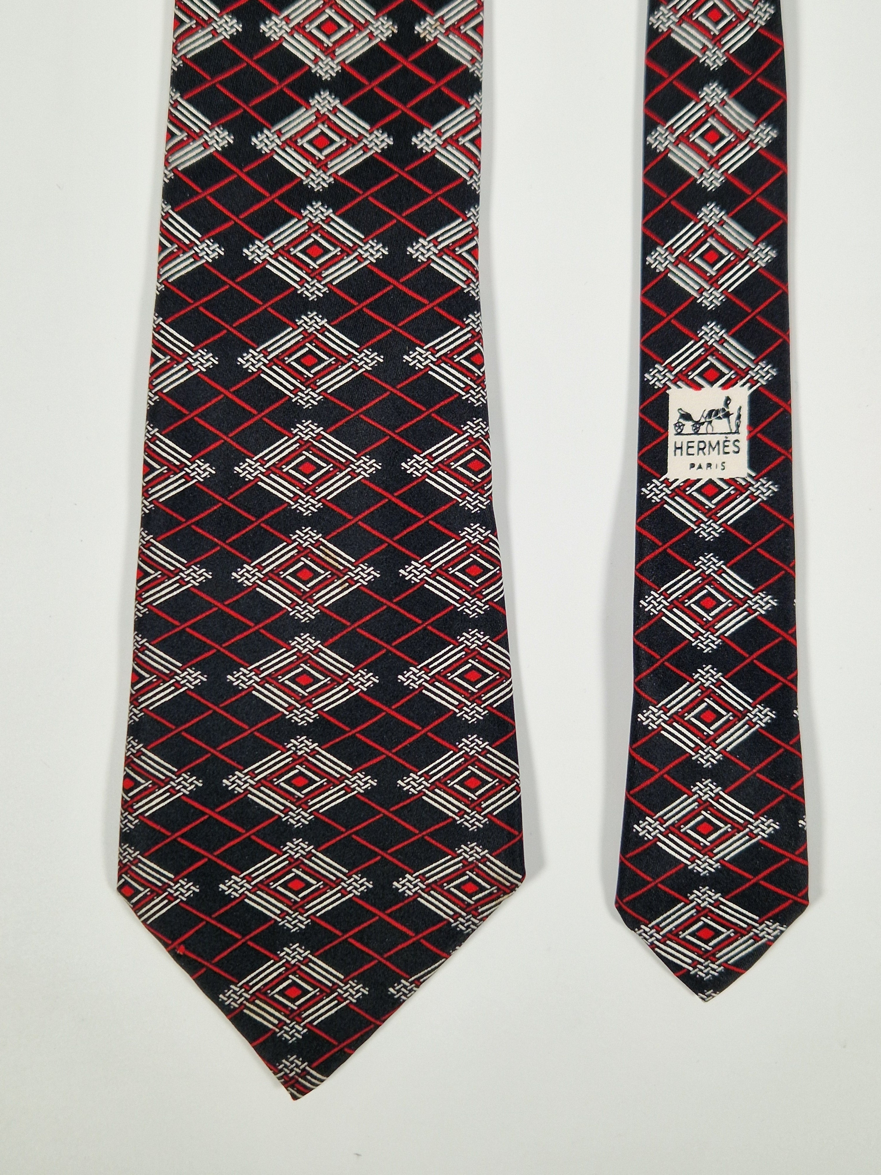 Hermés vintage silk tie black geometric pattern 594 SA