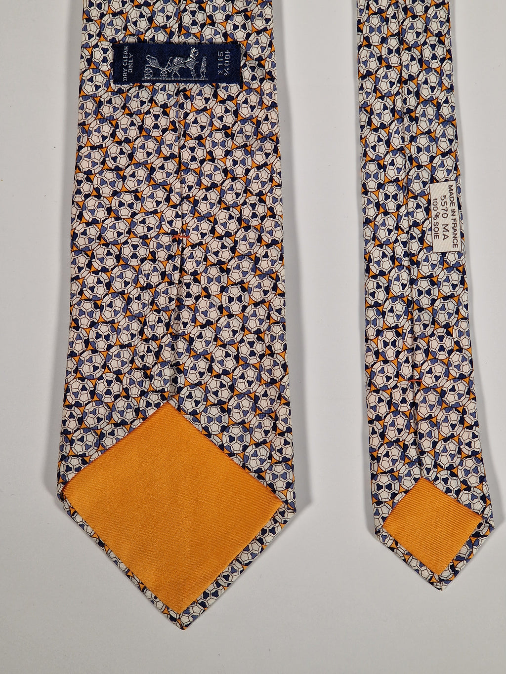Hermés 5570 MA Tie