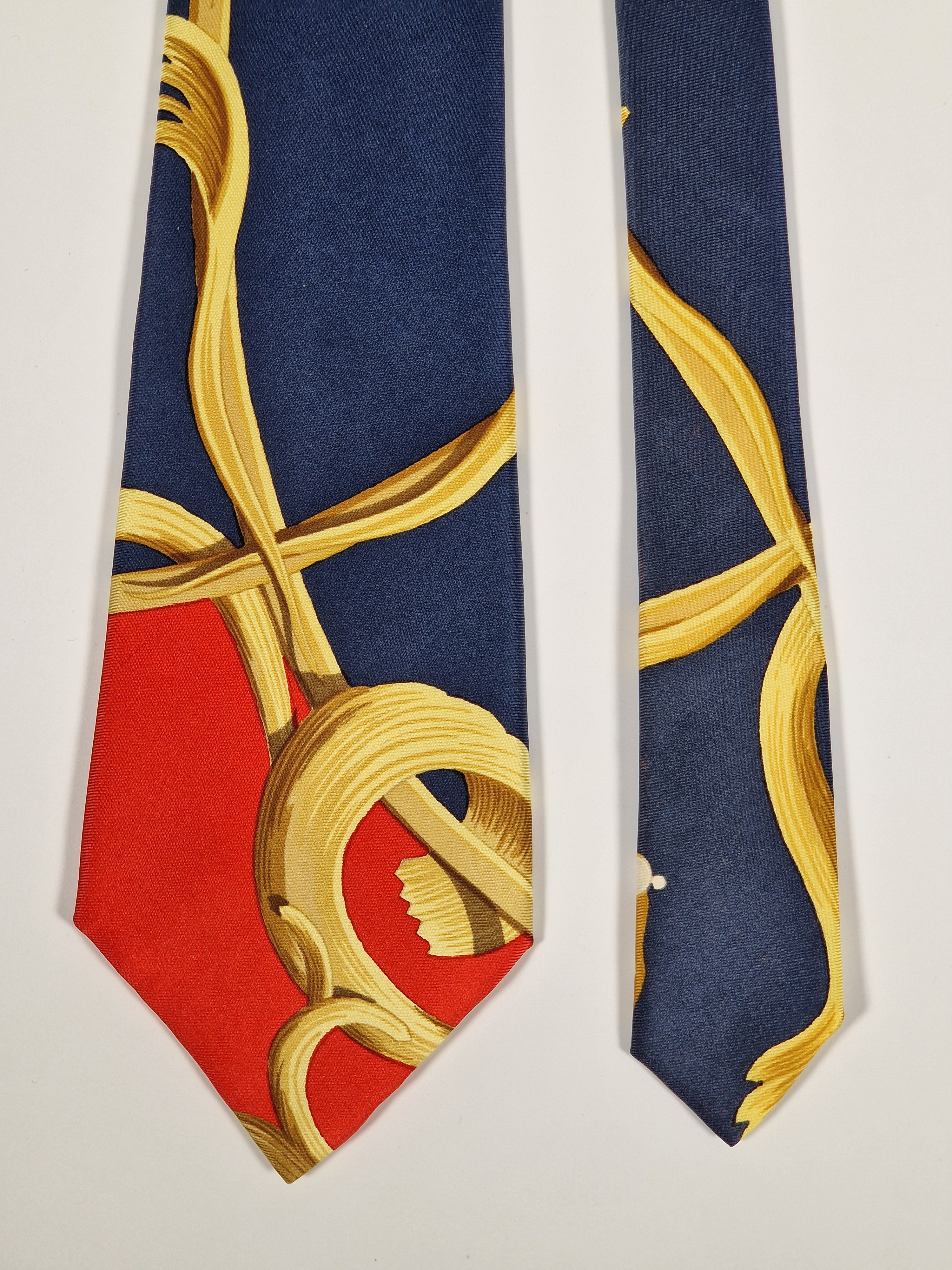 Hermés Scarf Tie