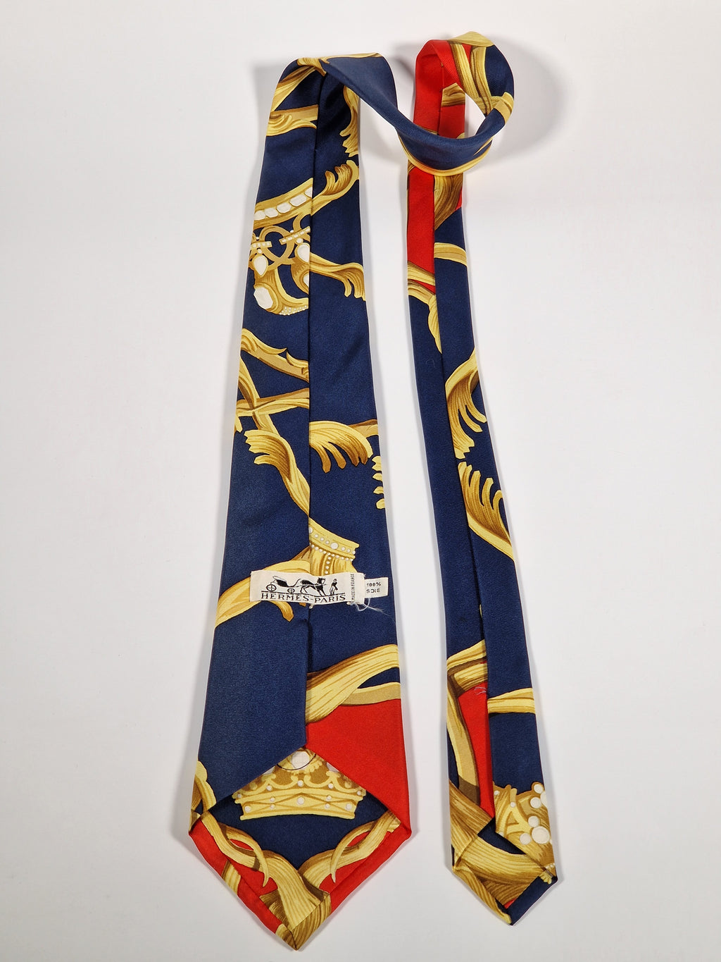 Hermés Scarf Tie