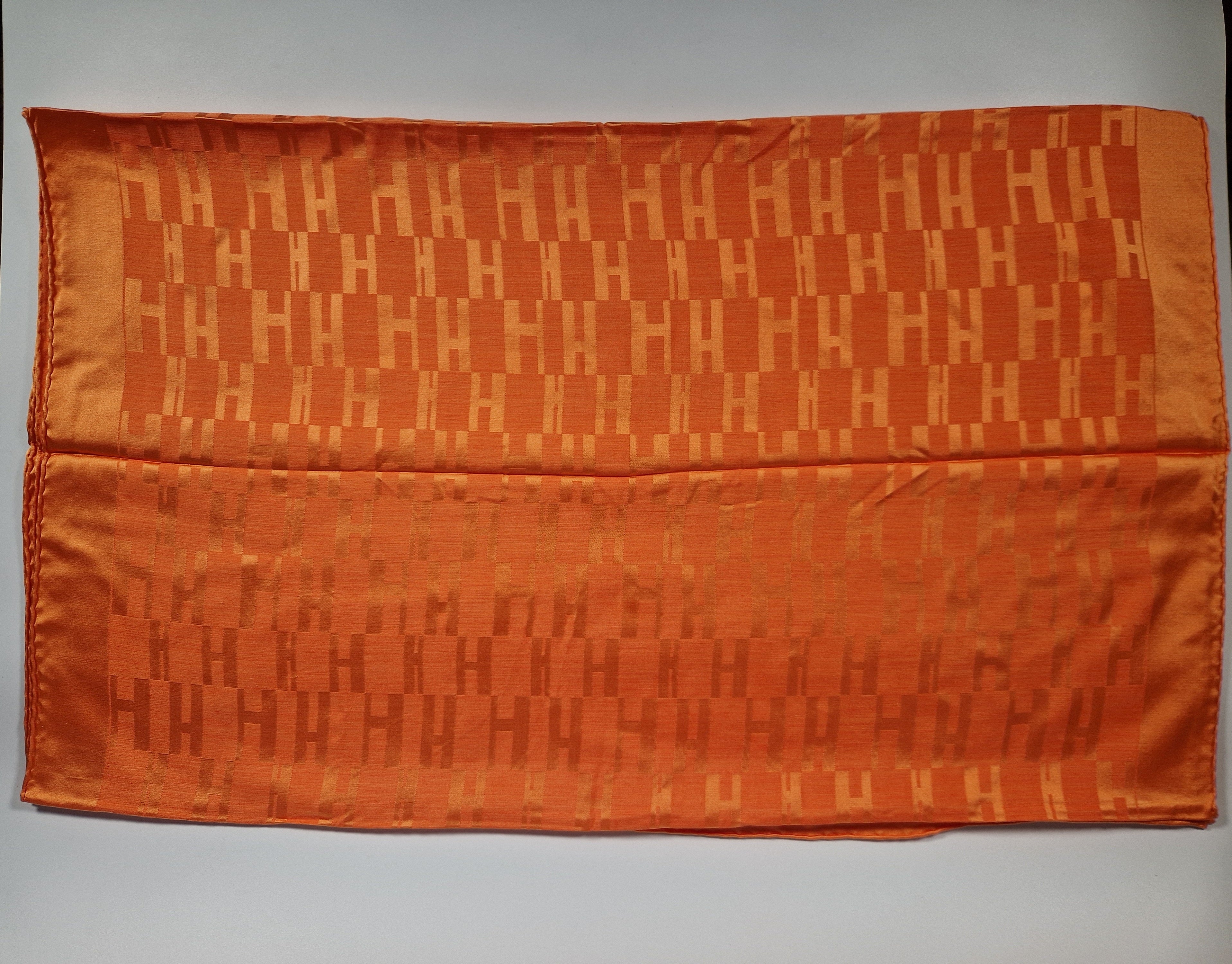 Hermès Faconnee Grand H Stole 75 x 180 cm