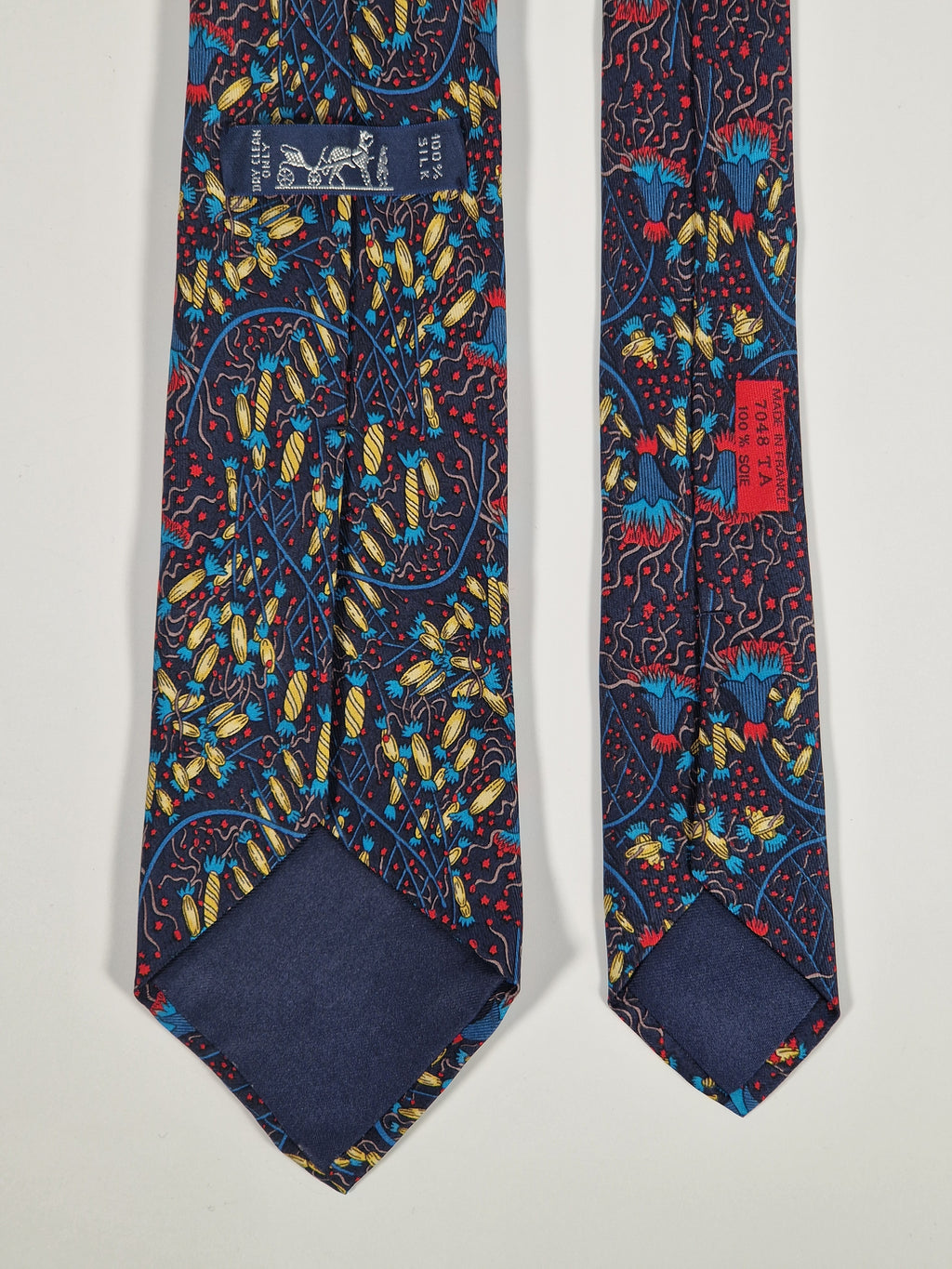 Hermés 7048 TA Tie