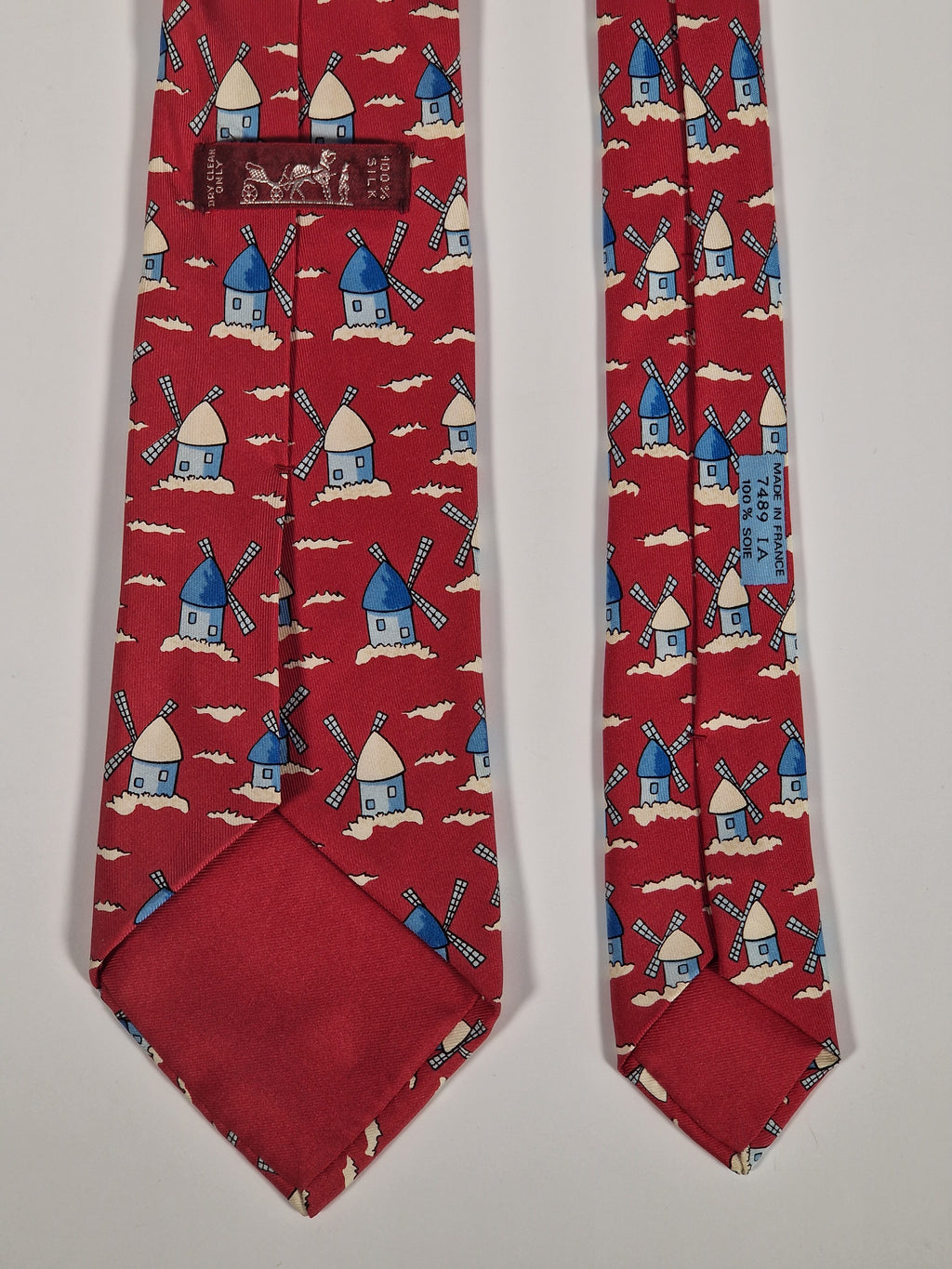 Hermés silk tie red windmills 7489 IA