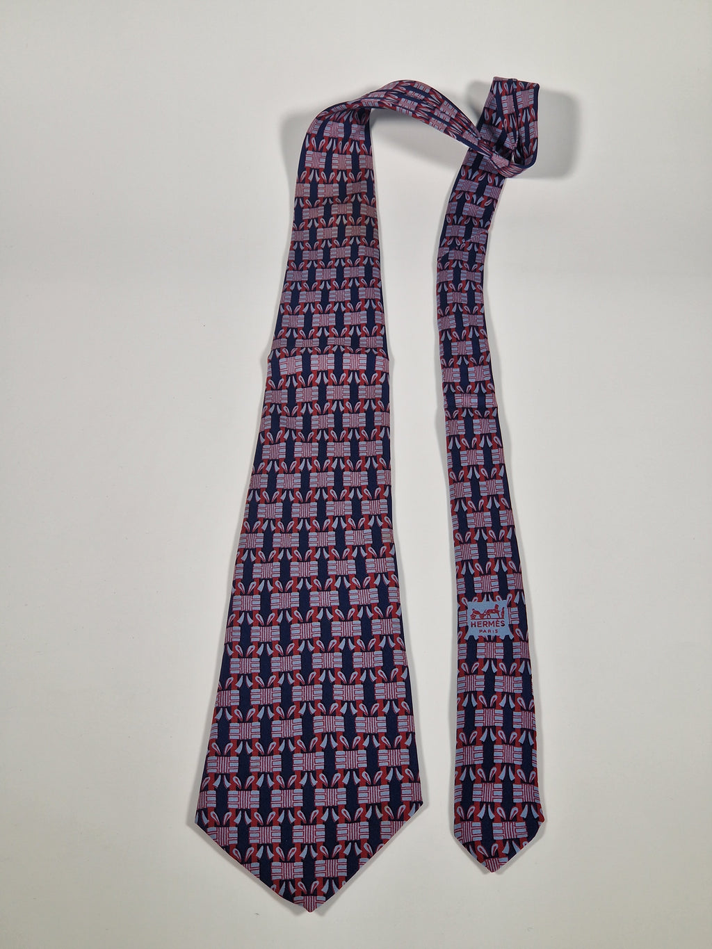Hermés wide vintage silk tie geometric pattern blue 589 SA