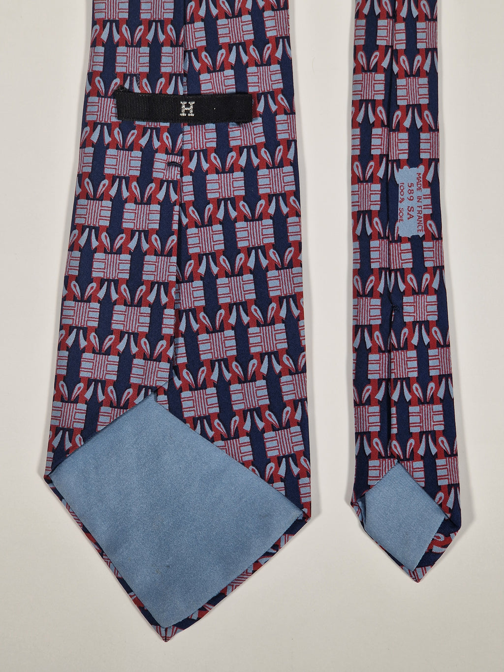 Hermés wide vintage silk tie geometric pattern blue 589 SA