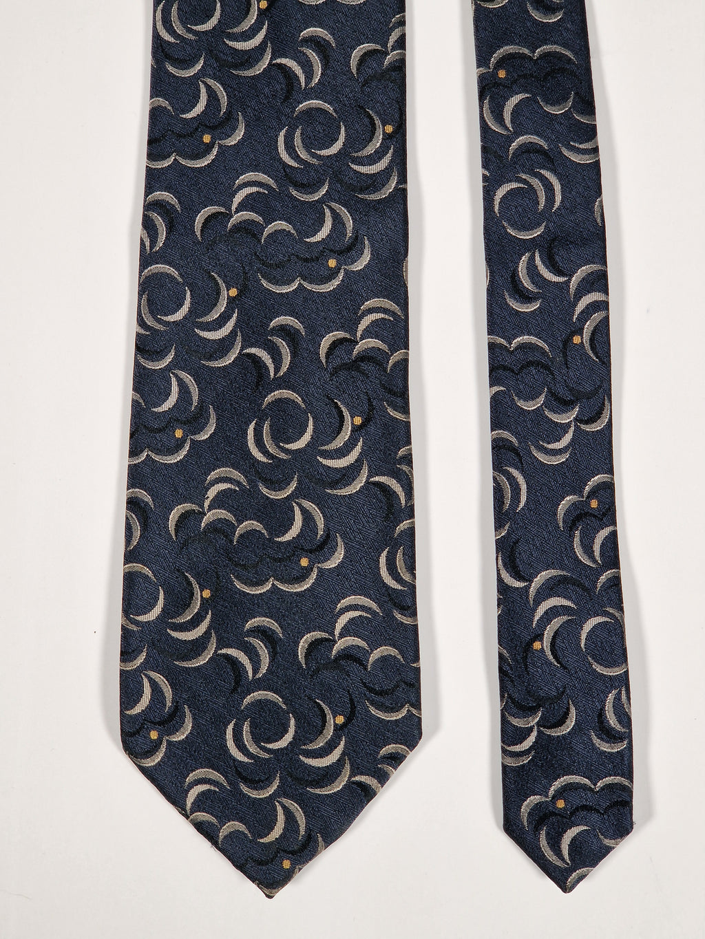 Yves Saint Laurent  Tie