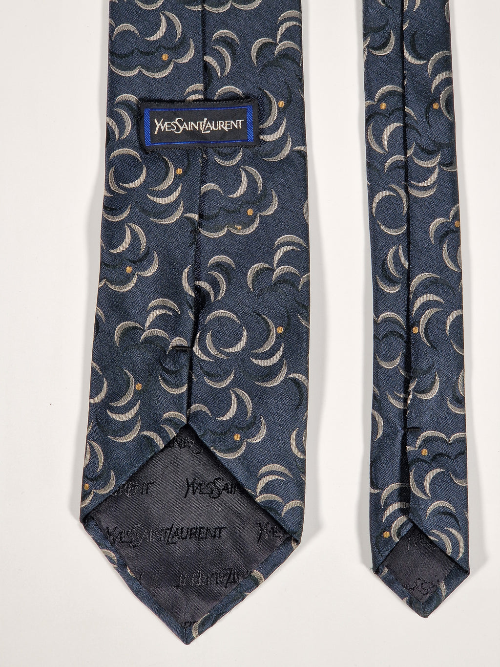 Yves Saint Laurent  Tie